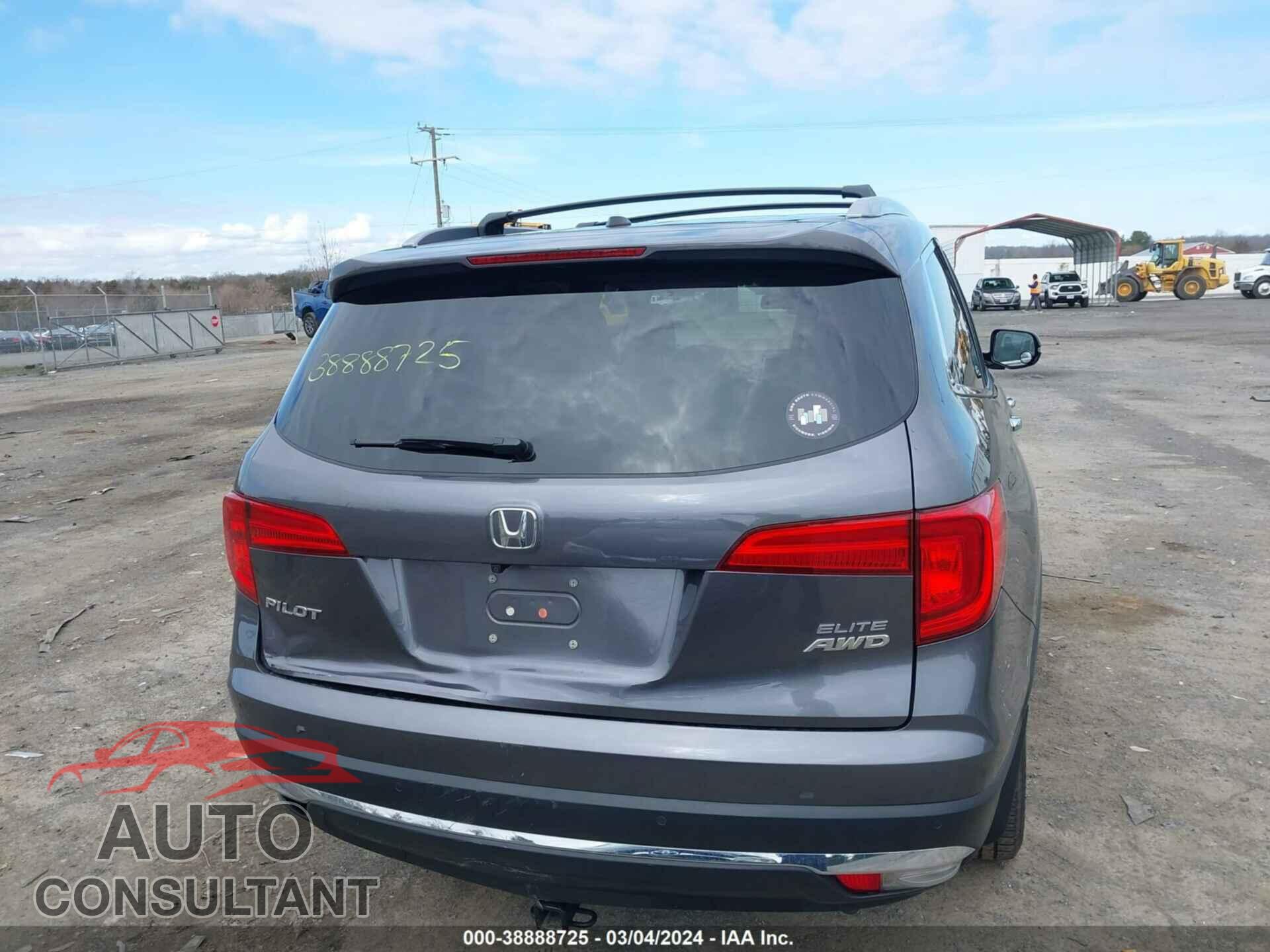 HONDA PILOT 2017 - 5FNYF6H0XHB067808