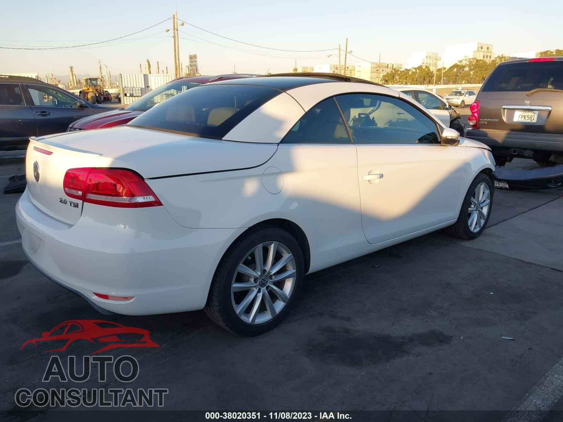 VOLKSWAGEN EOS 2015 - WVWBW8AH3FV005246