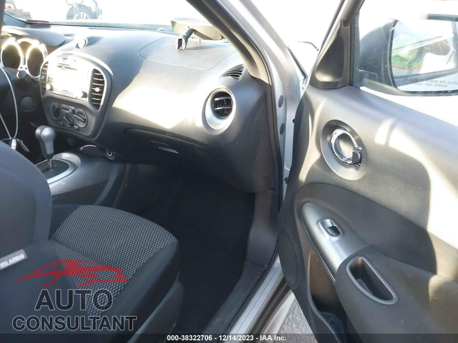 NISSAN JUKE 2017 - JN8AF5MRXHT703354