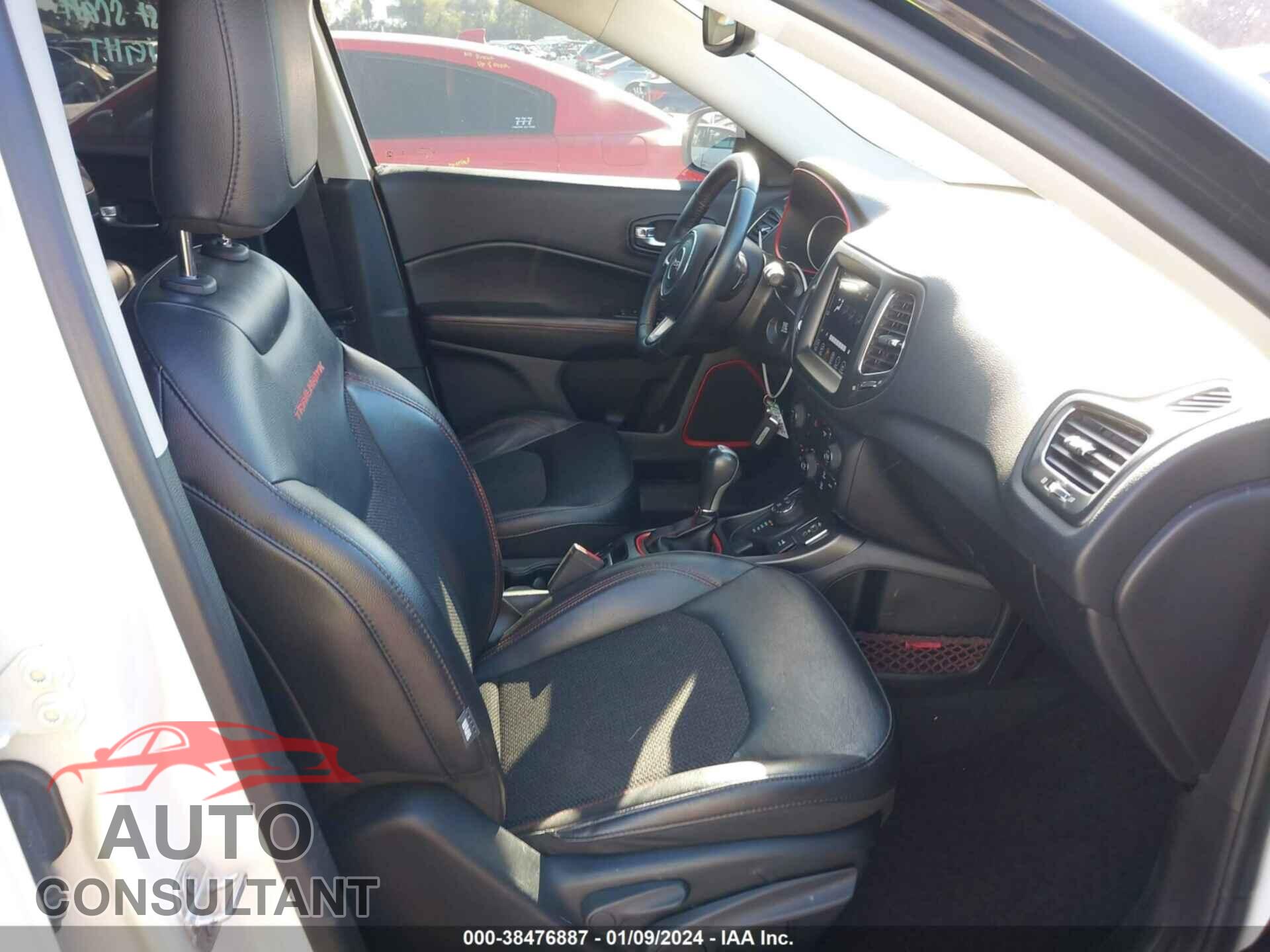 JEEP COMPASS 2019 - 3C4NJDDB0KT713069