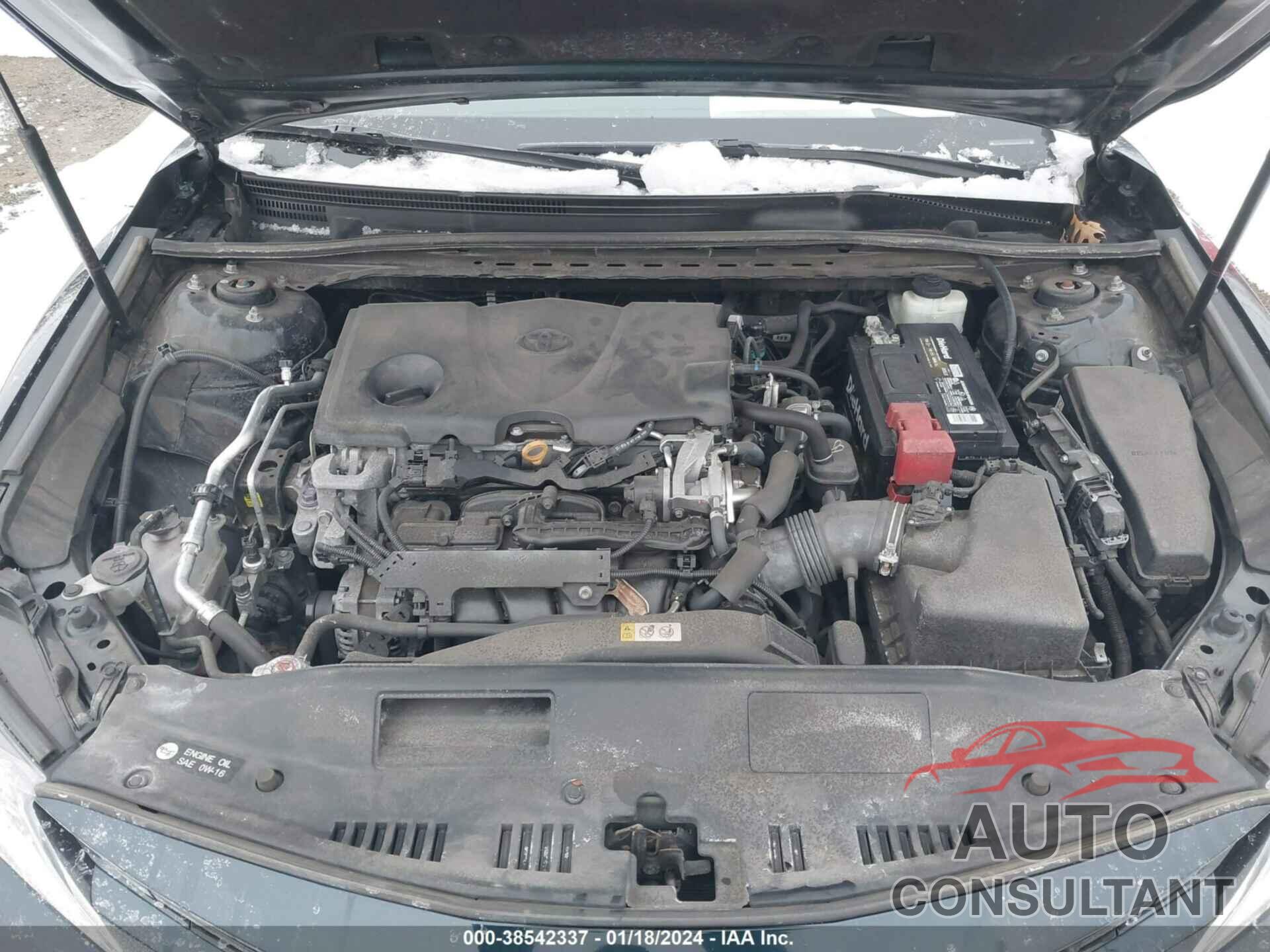 TOYOTA CAMRY 2018 - 4T1B11HK6JU662737