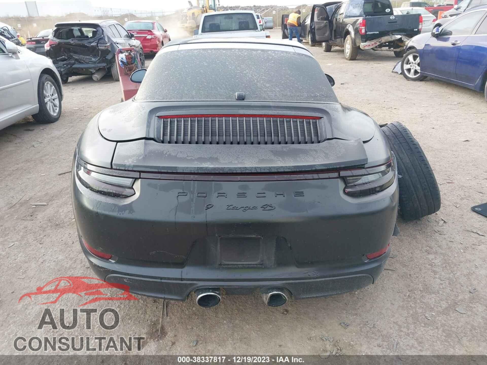 PORSCHE 911 2017 - WP0BB2A95HS136149