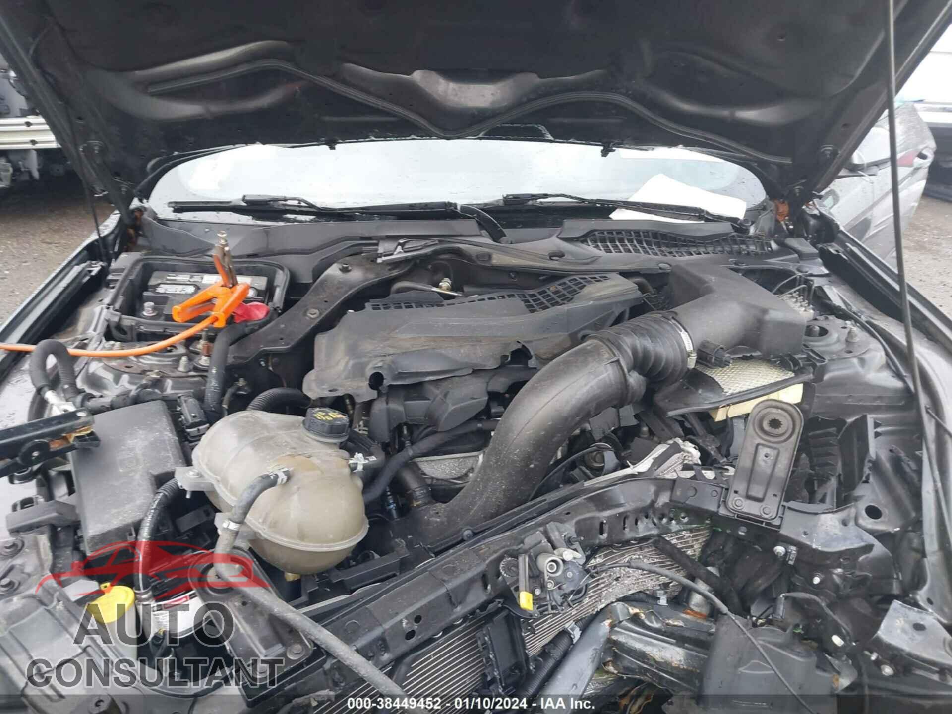 FORD MUSTANG 2019 - 1FA6P8THXK5205018