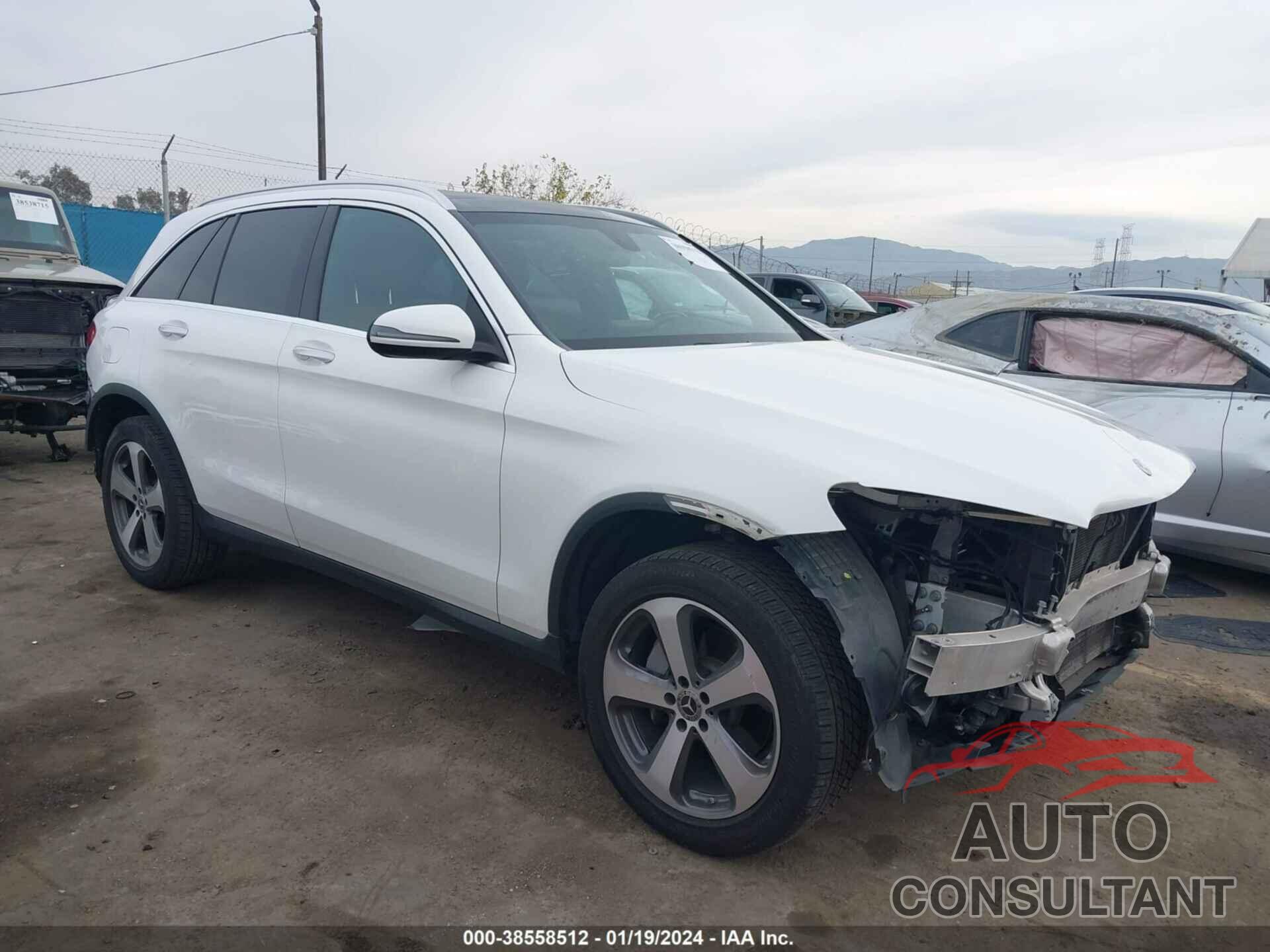 MERCEDES-BENZ GLC 2017 - WDC0G4KB5HV010582