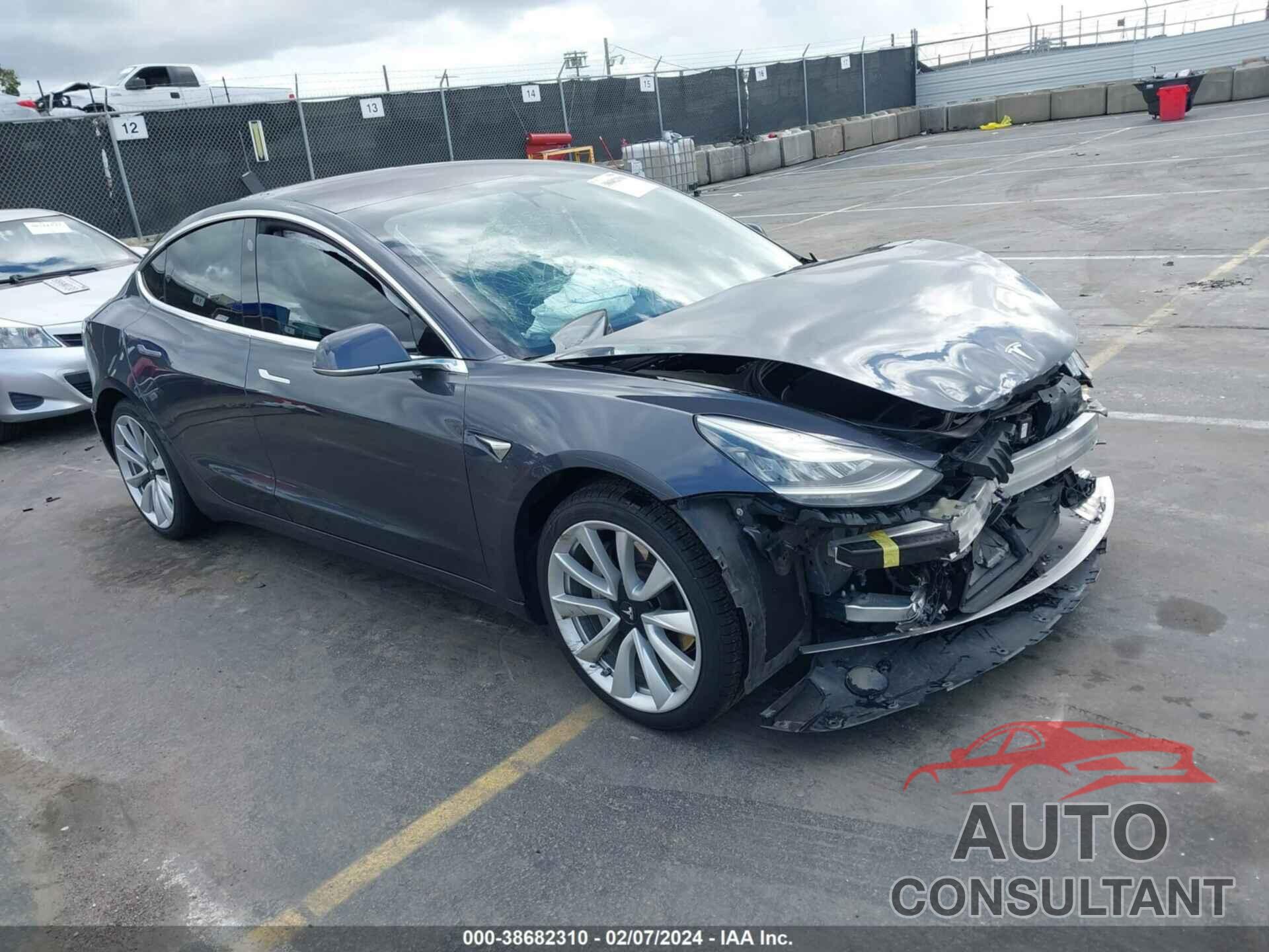 TESLA MODEL 3 2018 - 5YJ3E1EA5JF056802