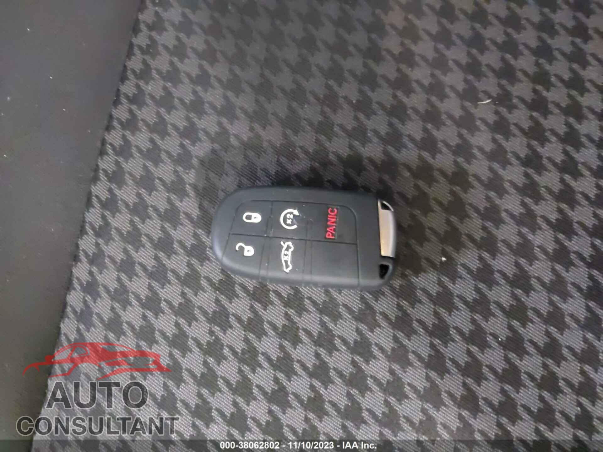 DODGE CHALLENGER 2019 - 2C3CDZAG1KH677501