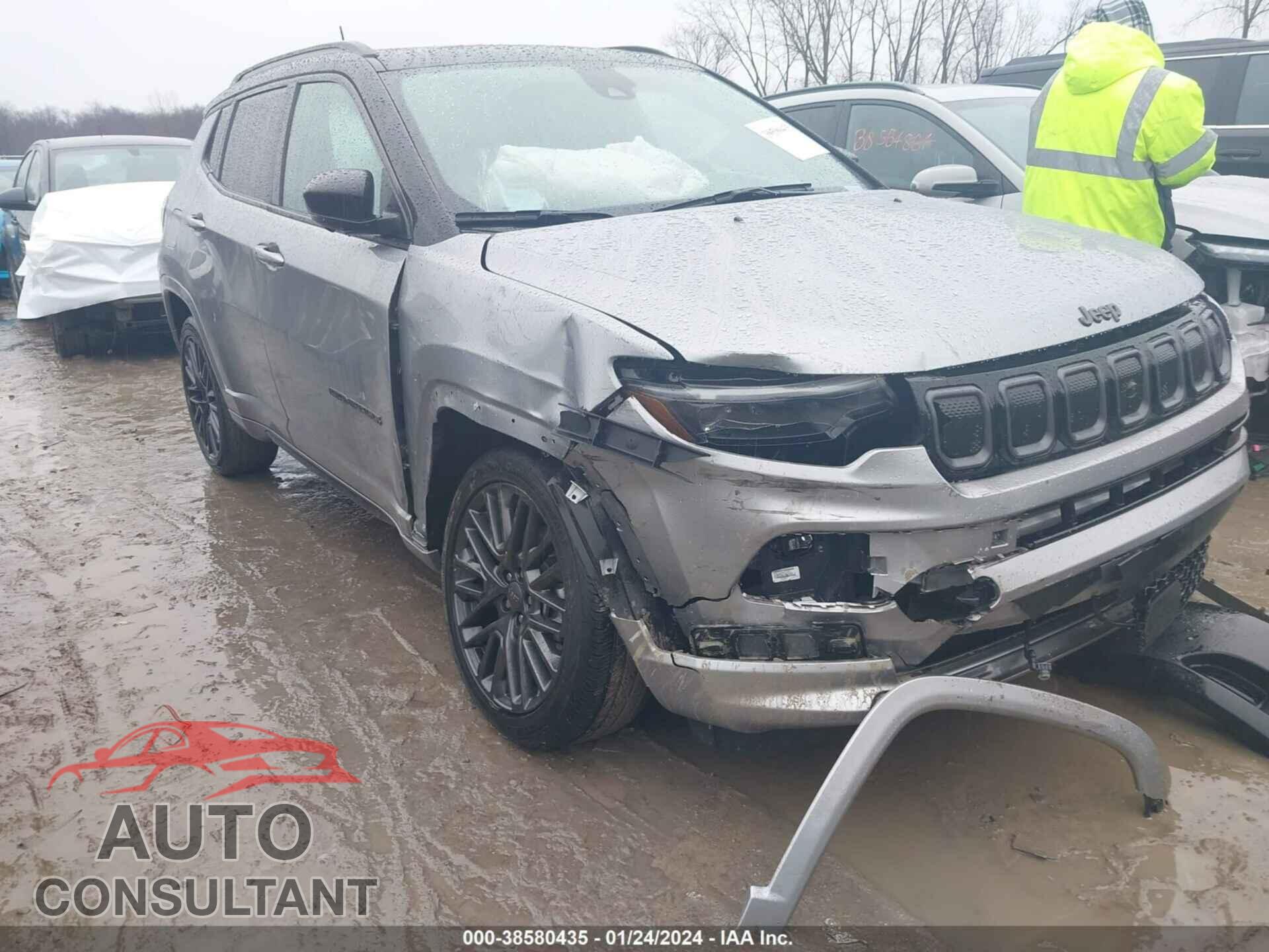 JEEP COMPASS 2022 - 3C4NJDCB5NT158724