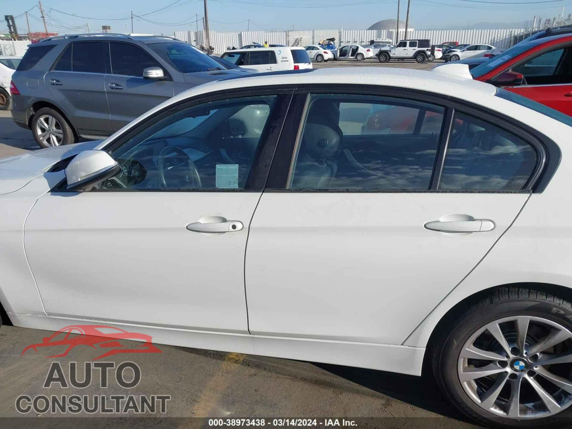 BMW 320I 2017 - WBA8A9C52HK619739