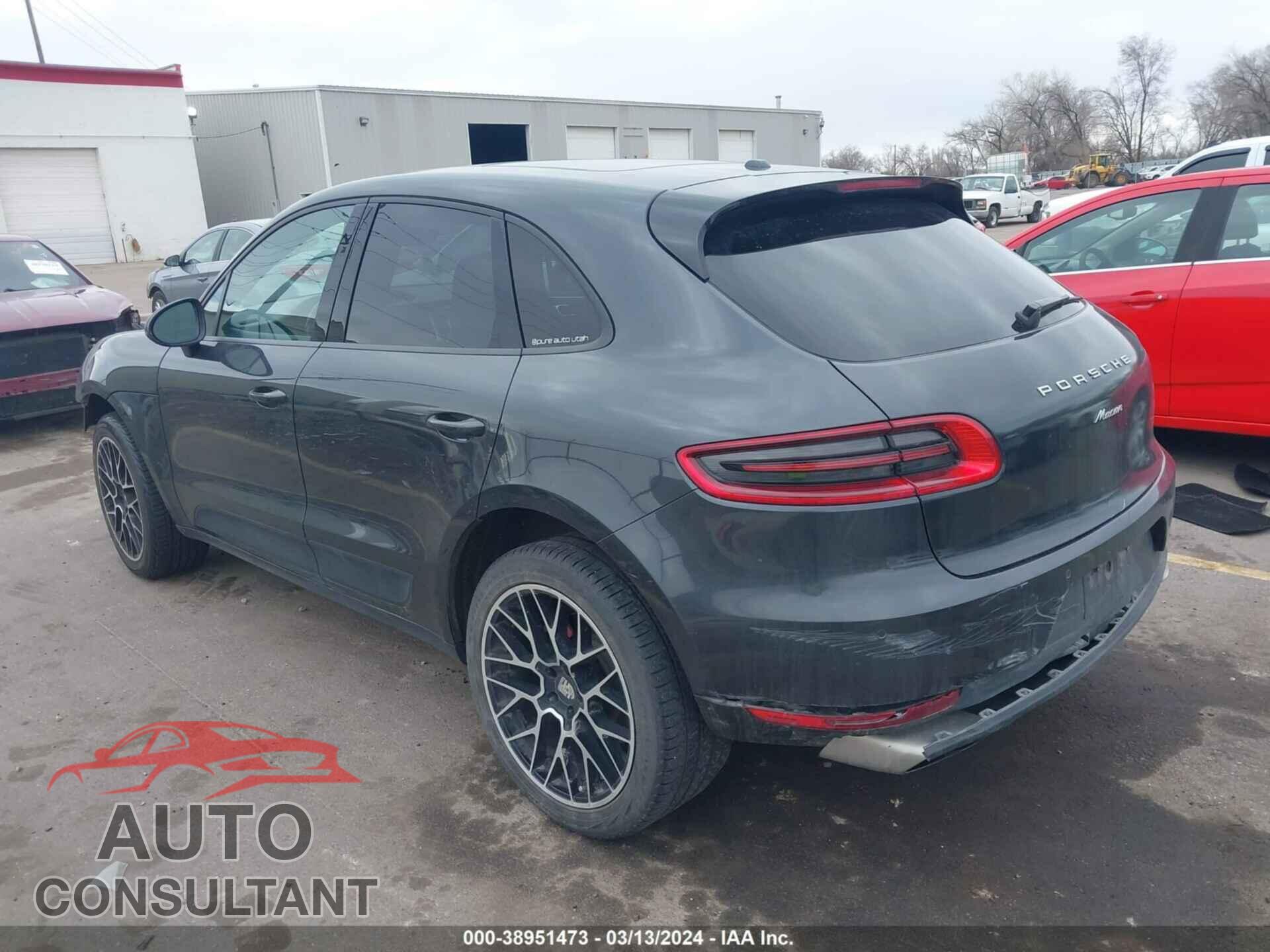 PORSCHE MACAN 2018 - WP1AA2A56JLB20021