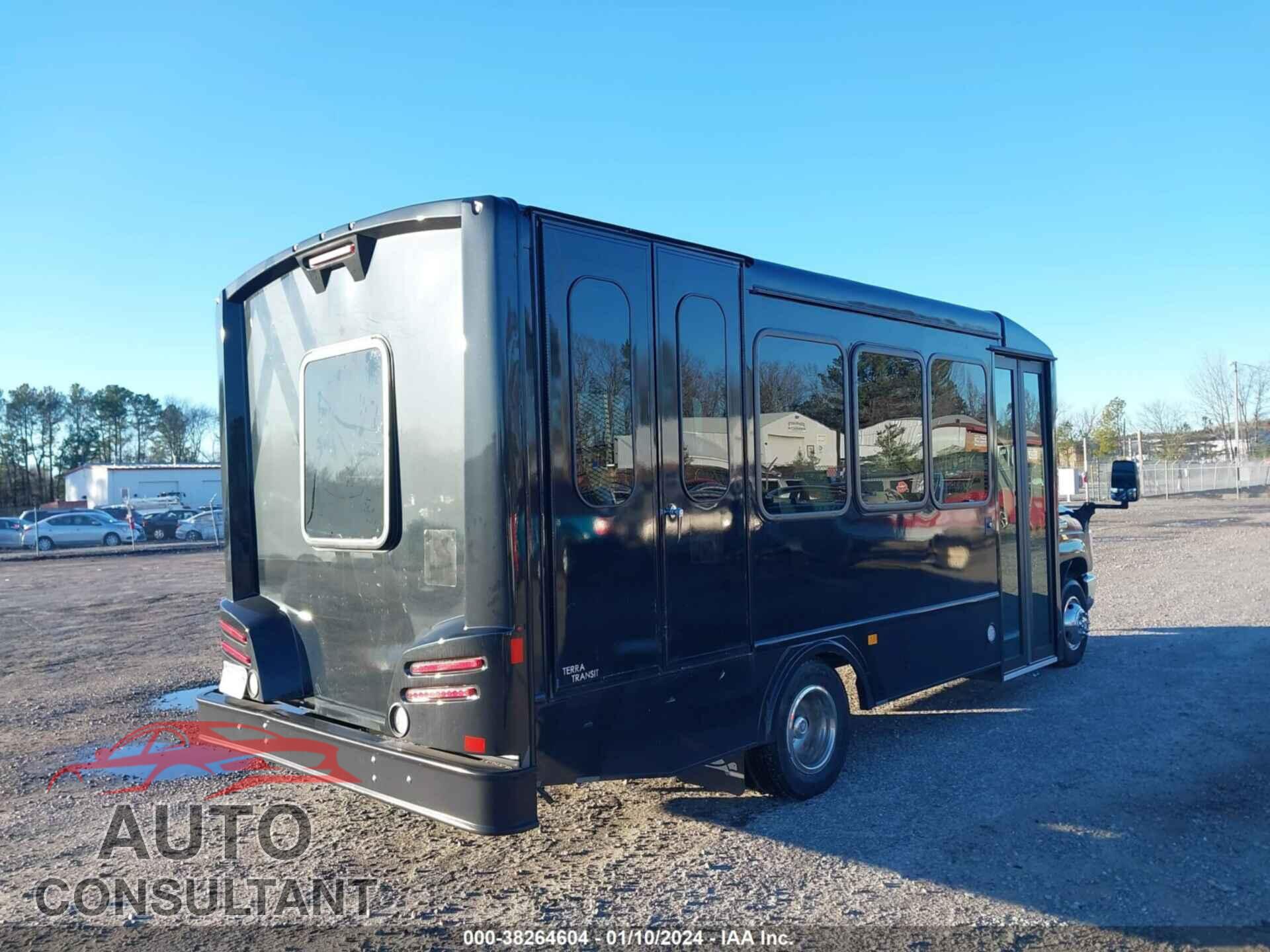 FORD ECONOLINE 2019 - 1FDWE3FS8KDC42970