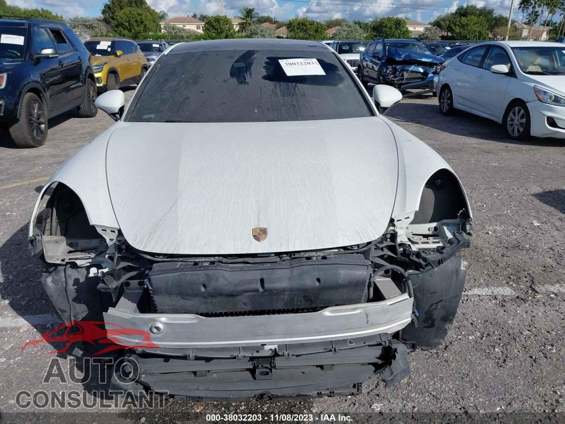 PORSCHE PANAMERA 2017 - WP0AA2A71HL103415