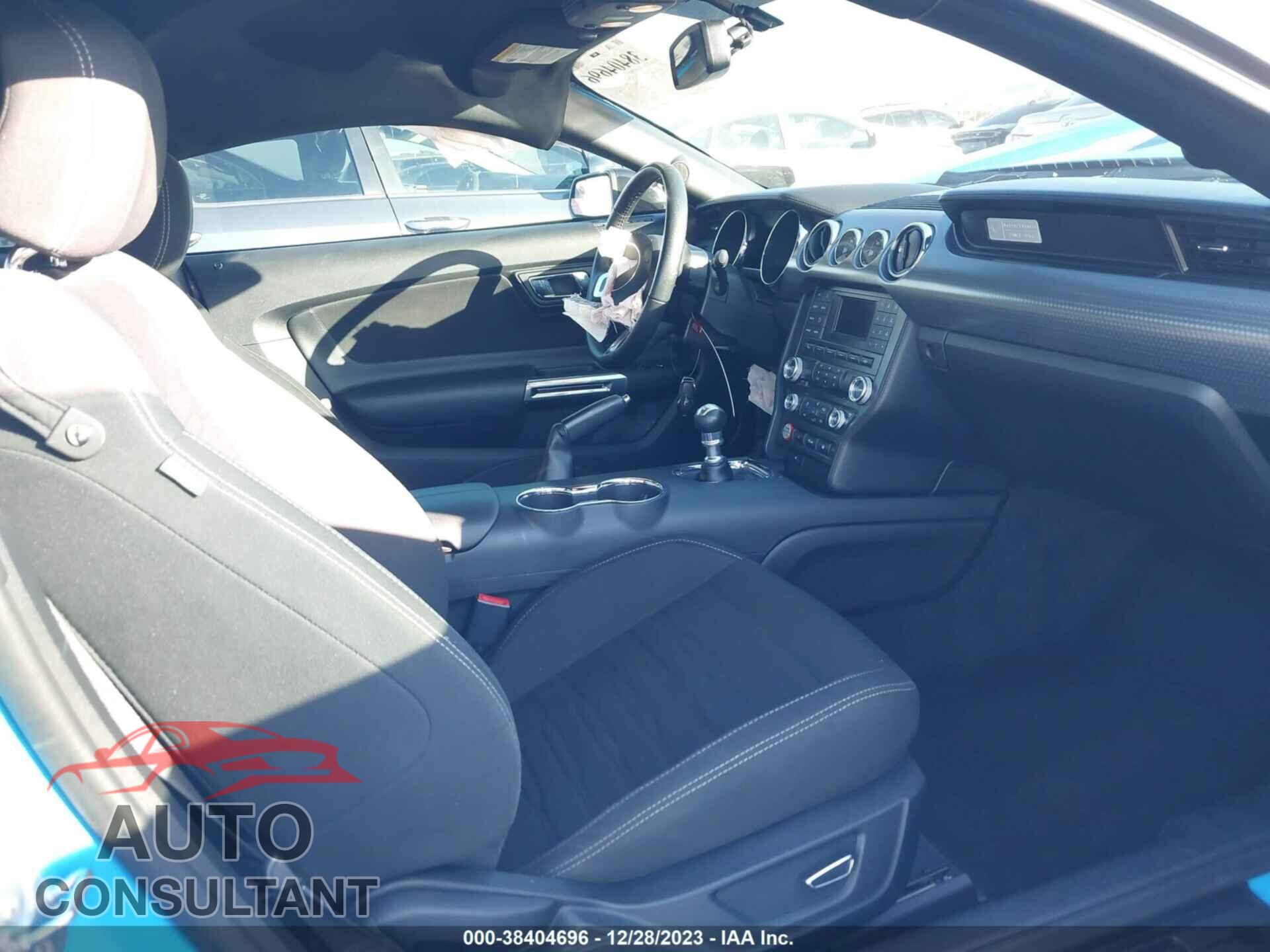 FORD MUSTANG 2017 - 1FA6P8CF0H5244871