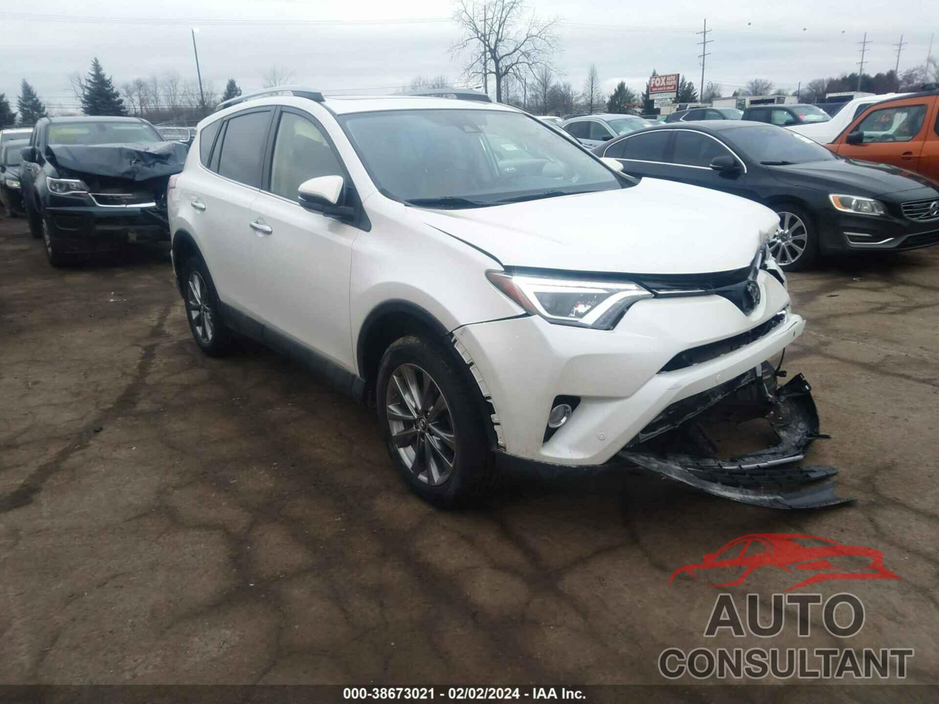 TOYOTA RAV4 2017 - JTMYFREV7HJ131667