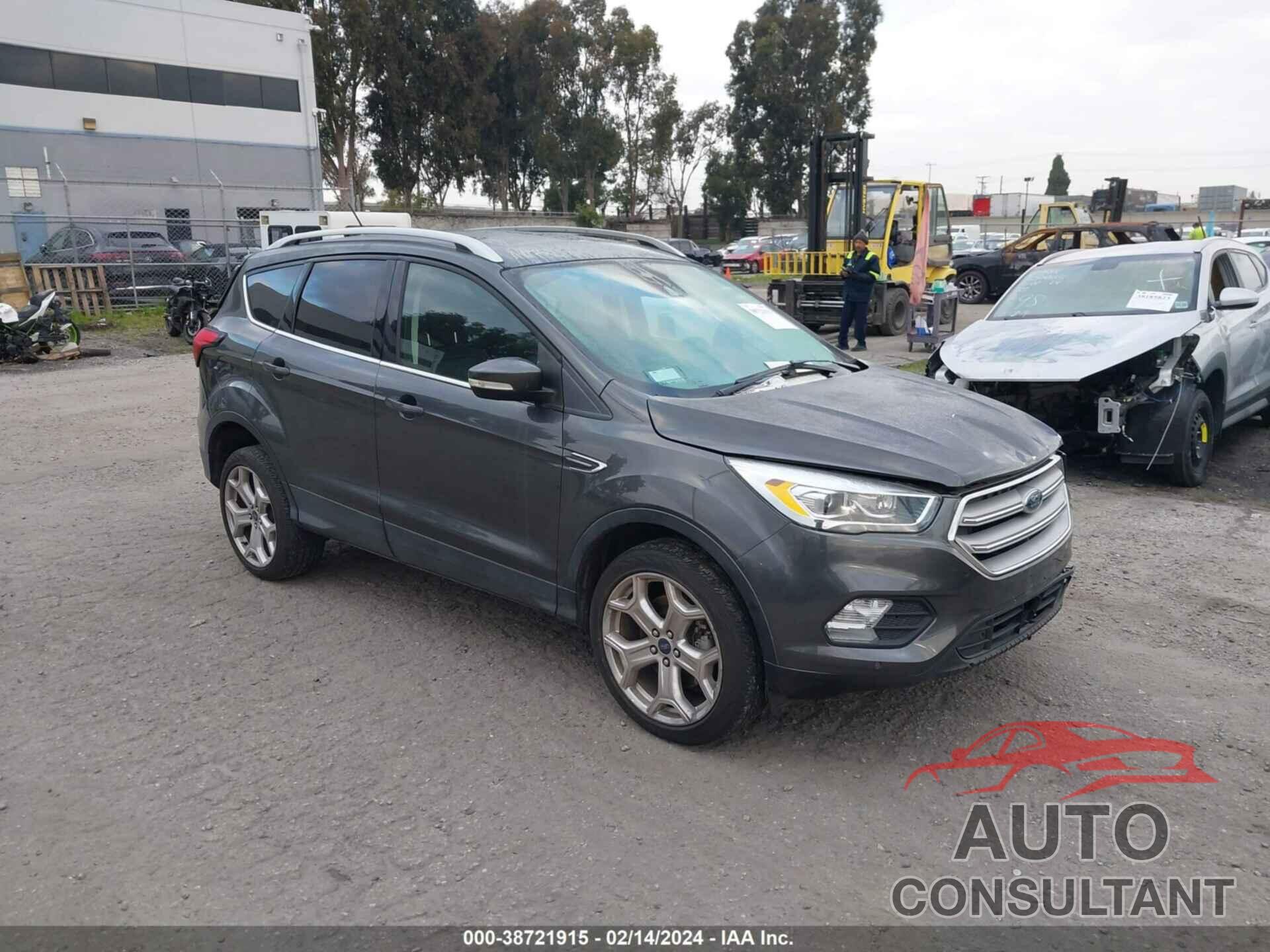FORD ESCAPE 2019 - 1FMCU0J99KUC33140