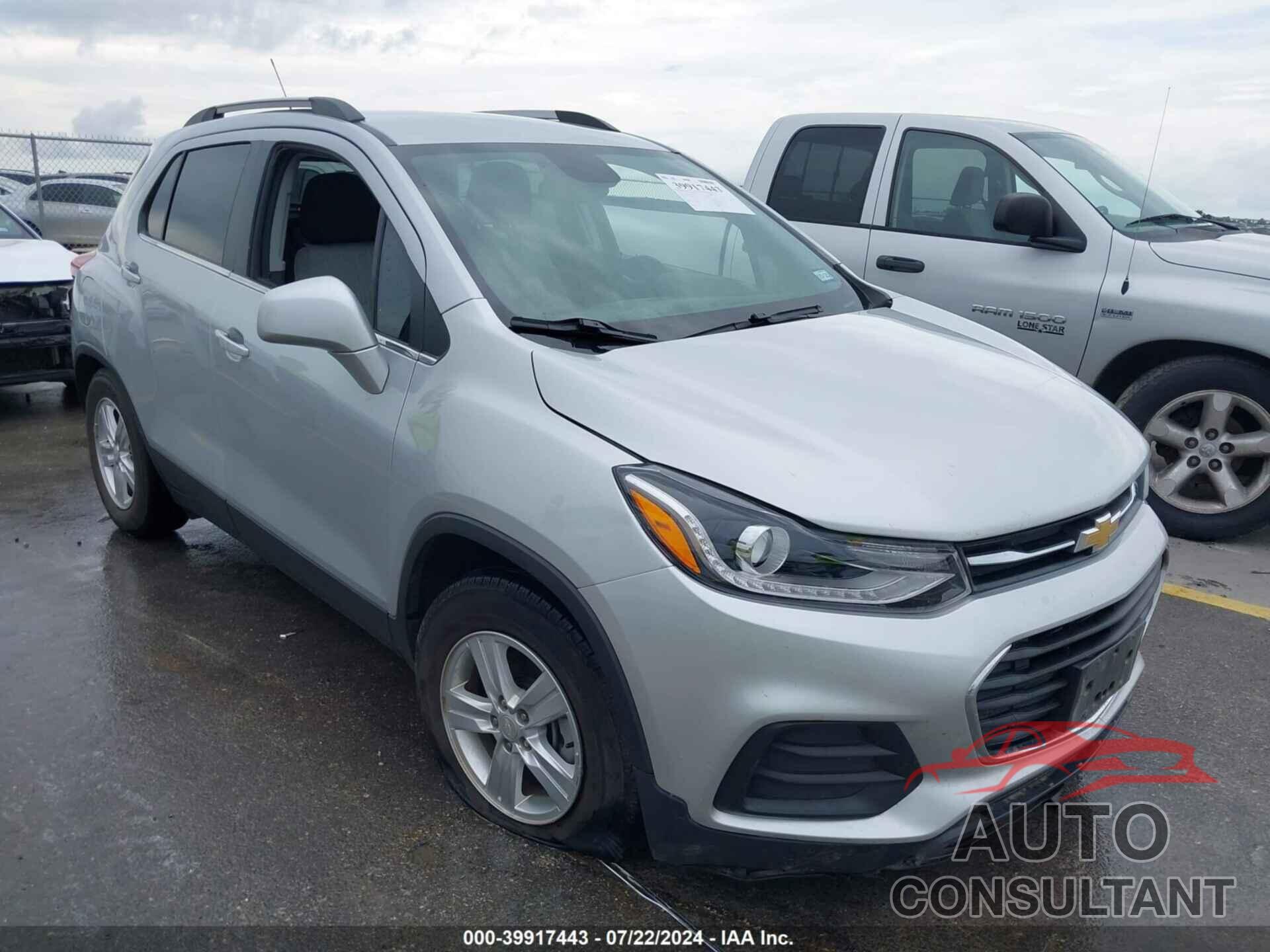 CHEVROLET TRAX 2018 - 3GNCJLSB1JL260638