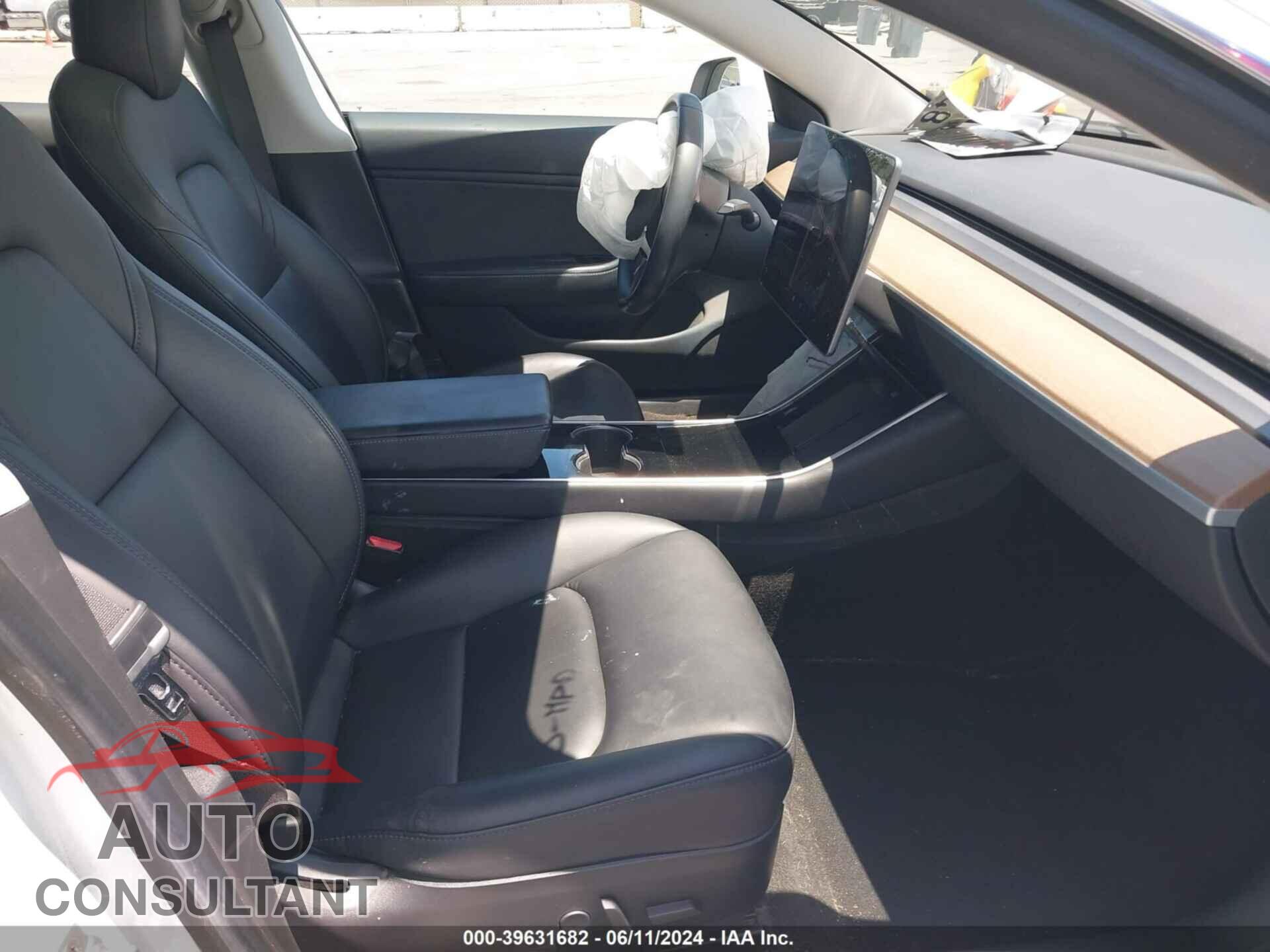 TESLA MODEL 3 2018 - 5YJ3E1EB9JF088872
