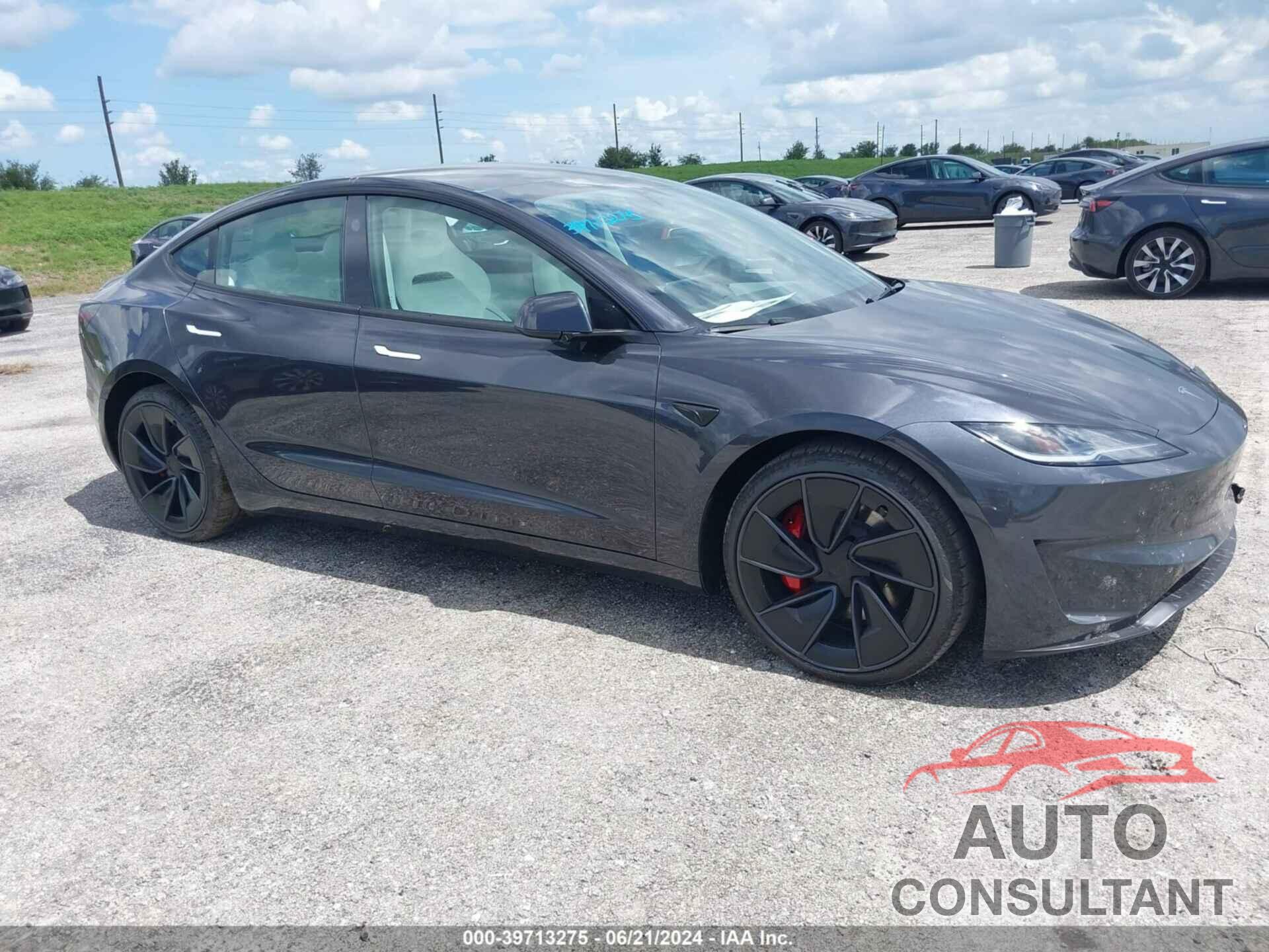 TESLA MODEL 3 2024 - 5YJ3E1ET9RF785821