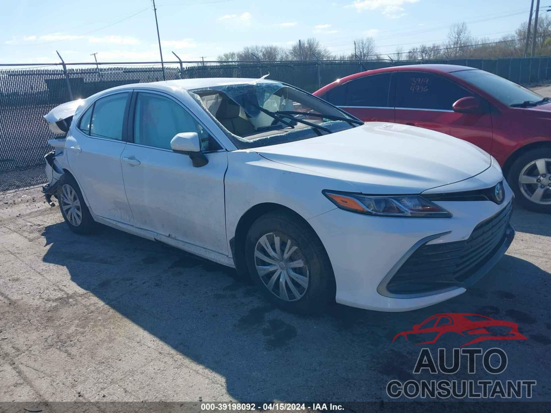 TOYOTA CAMRY 2022 - 4T1C31AK7NU600035