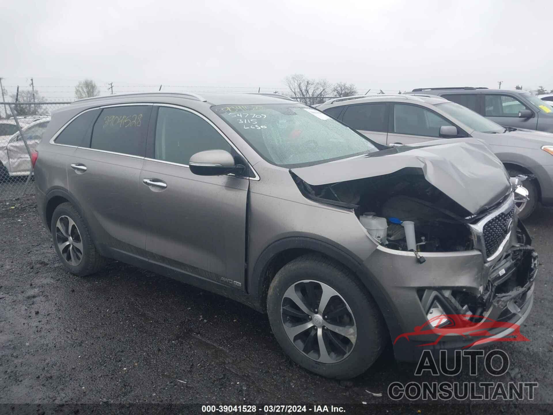 KIA SORENTO 2017 - 5XYPHDA55HG311132