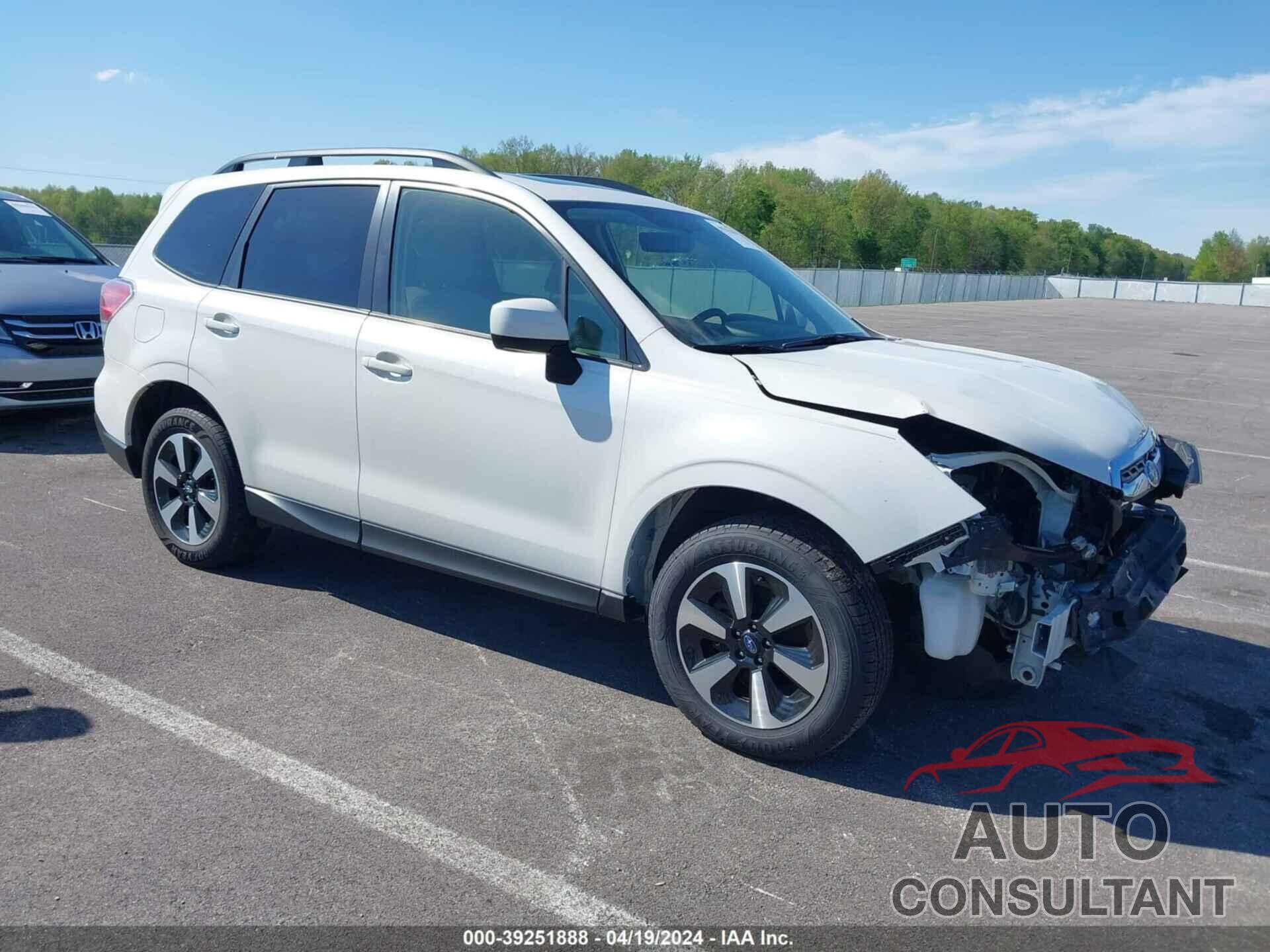 SUBARU FORESTER 2018 - JF2SJAEC3JH557858