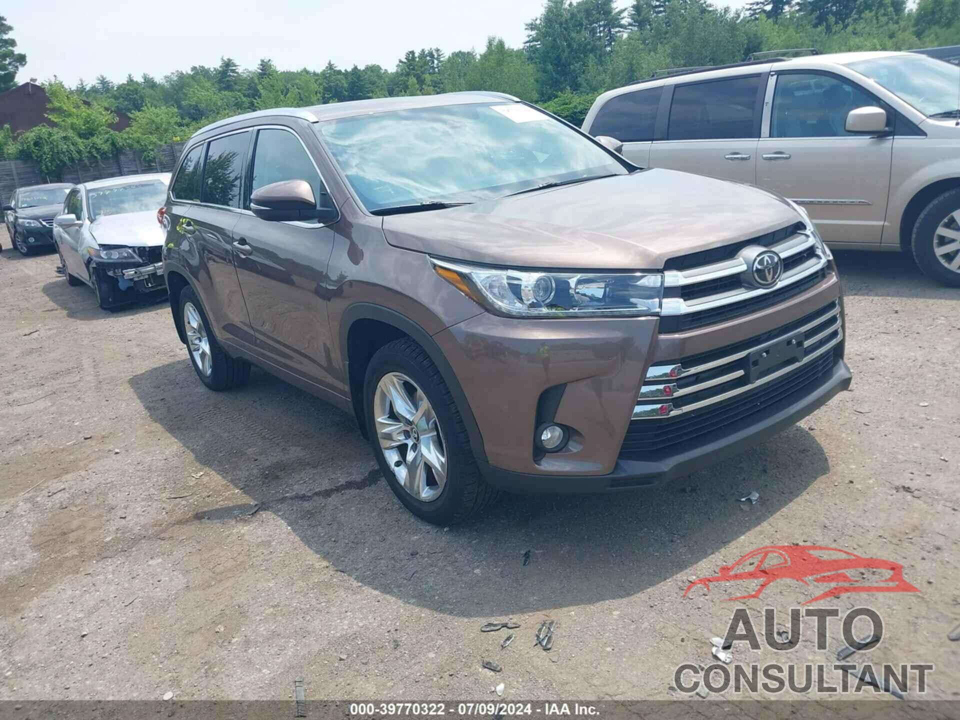 TOYOTA HIGHLANDER 2018 - 5TDDZRFH7JS830949