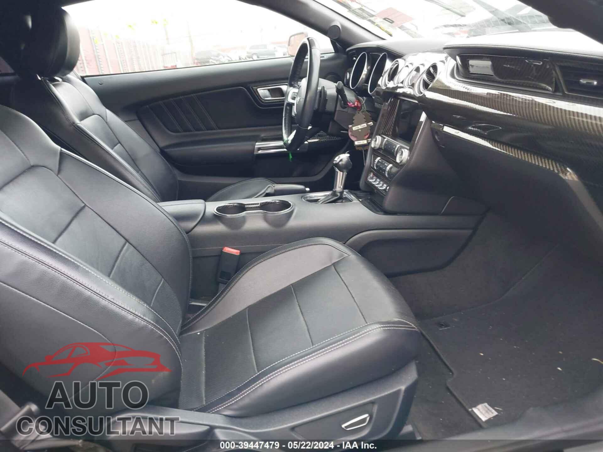 FORD MUSTANG 2018 - 1FA6P8TH9J5138376