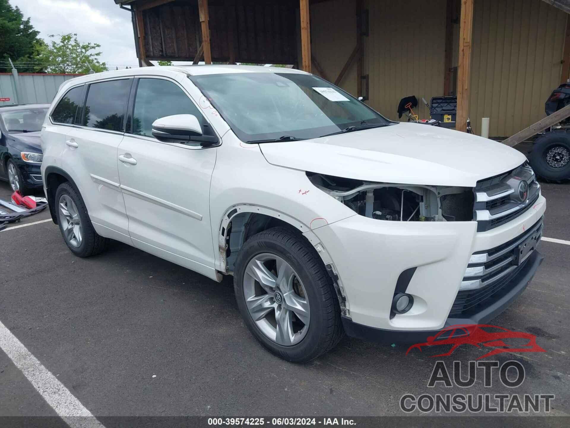 TOYOTA HIGHLANDER 2018 - 5TDDZRFH2JS848775