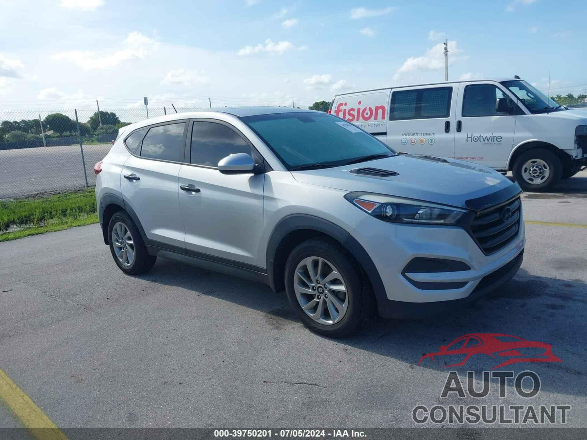 HYUNDAI TUCSON 2018 - KM8J23A4XJU765935