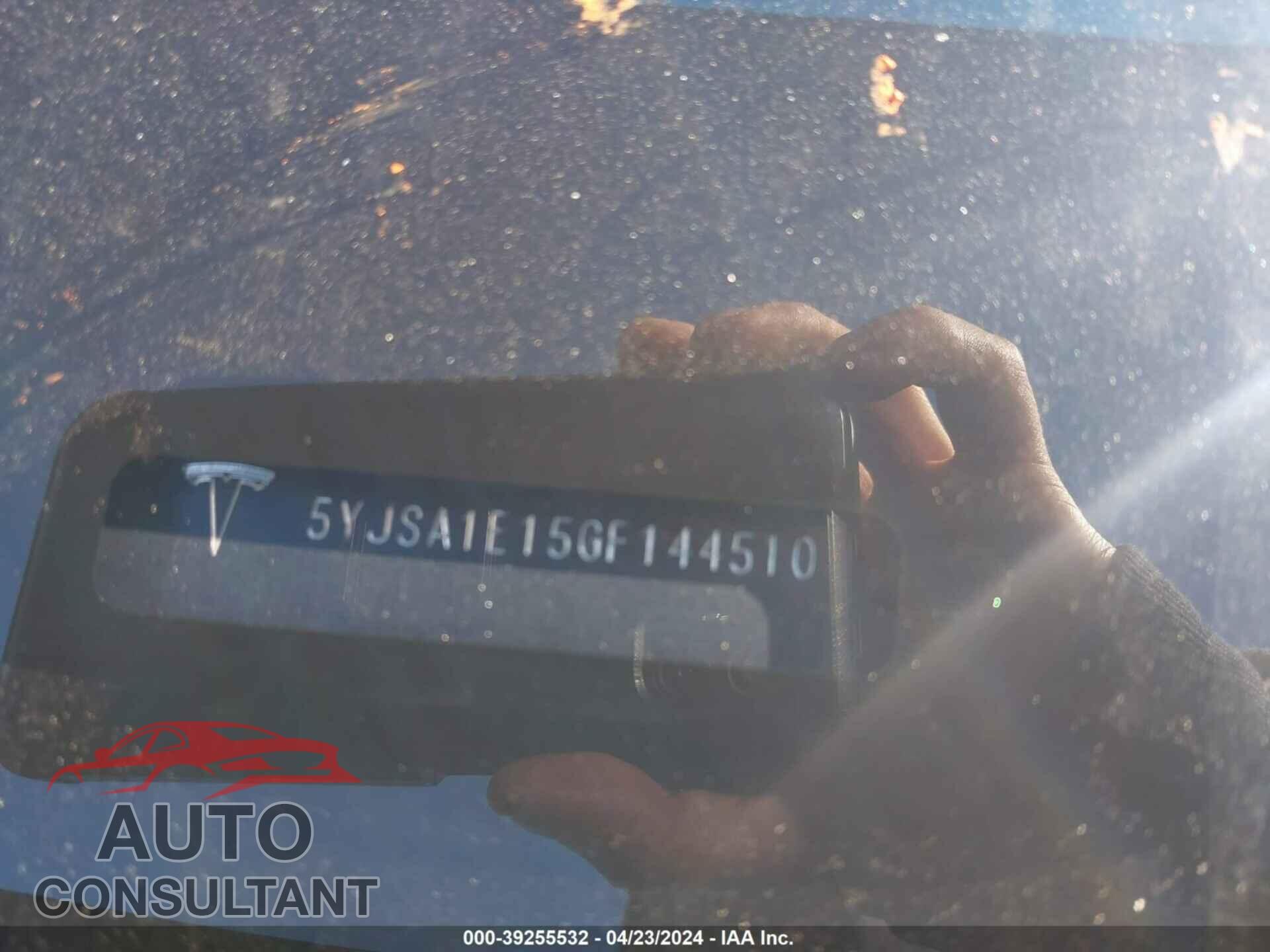 TESLA MODEL S 2016 - 5YJSA1E15GF144510