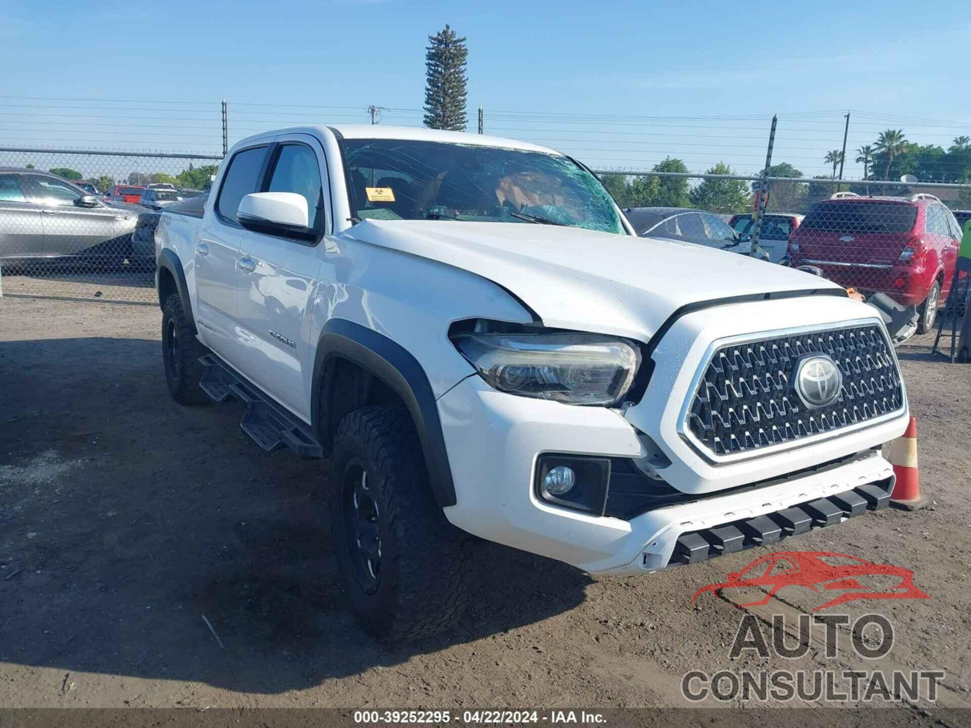 TOYOTA TACOMA 2018 - 3TMAZ5CN5JM074365