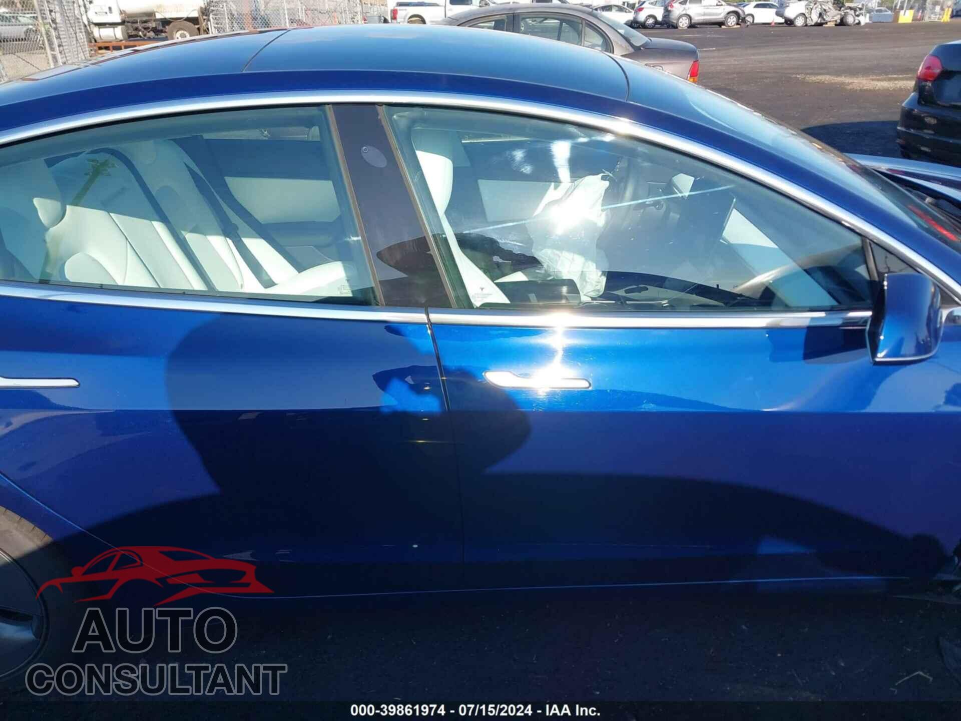 TESLA MODEL 3 2019 - 5YJ3E1EB6KF391075