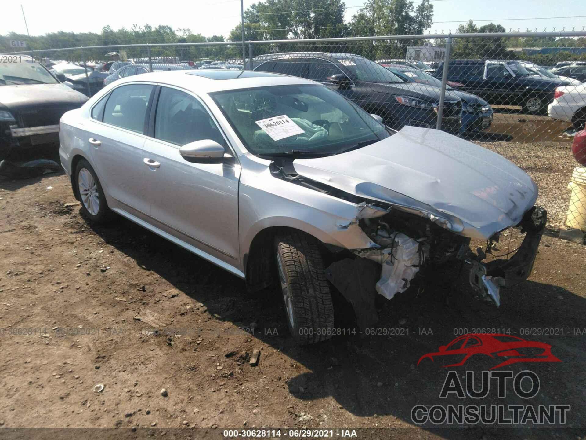 VOLKSWAGEN PASSAT 2017 - 1VWBT7A39HC029313
