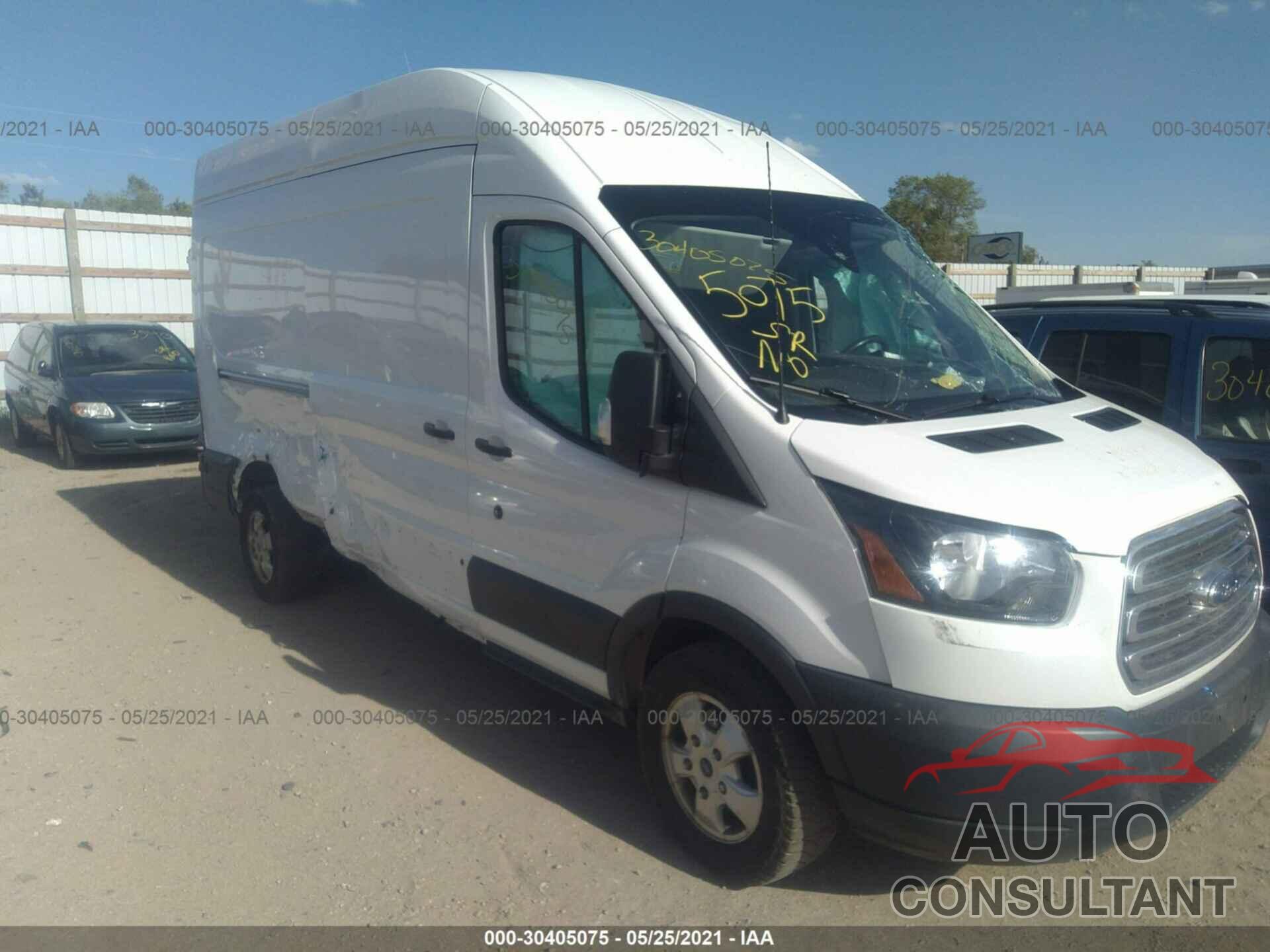 FORD TRANSIT VAN 2018 - 1FTYR2XM2JKA72434