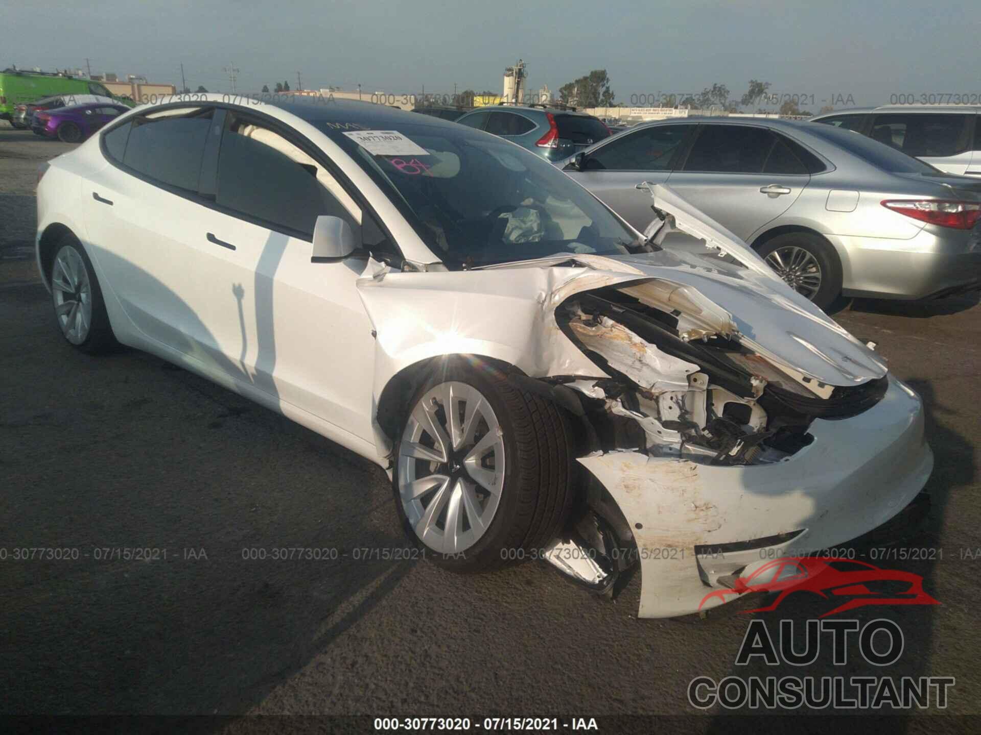 TESLA MODEL 3 2021 - 5YJ3E1EA5MF872140