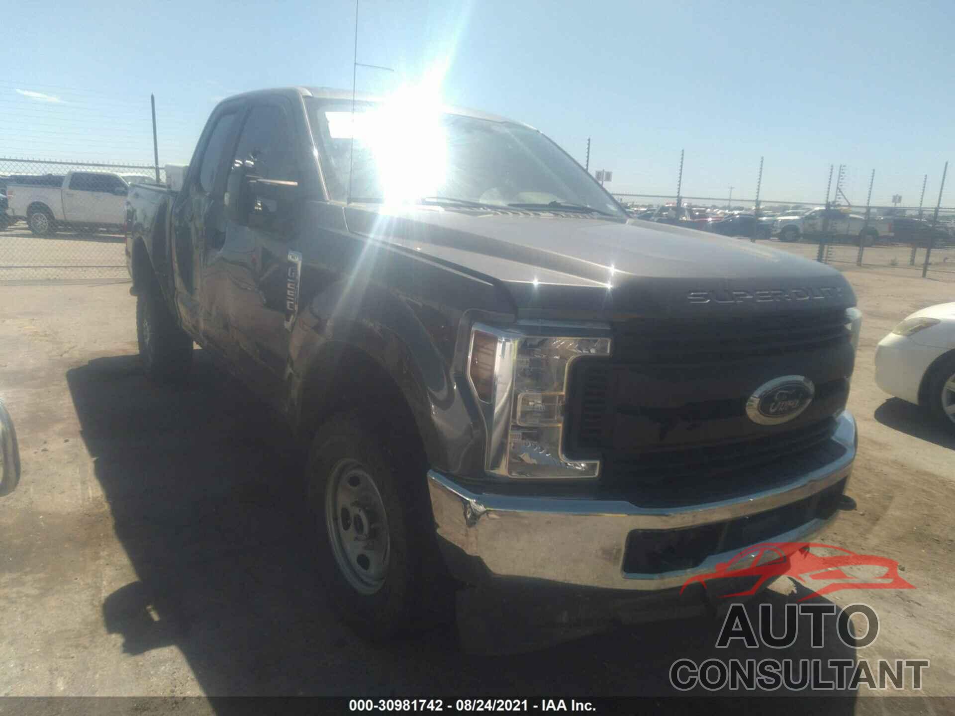 FORD SUPER DUTY F-250 SRW 2018 - 1FT7X2B66JEC69034