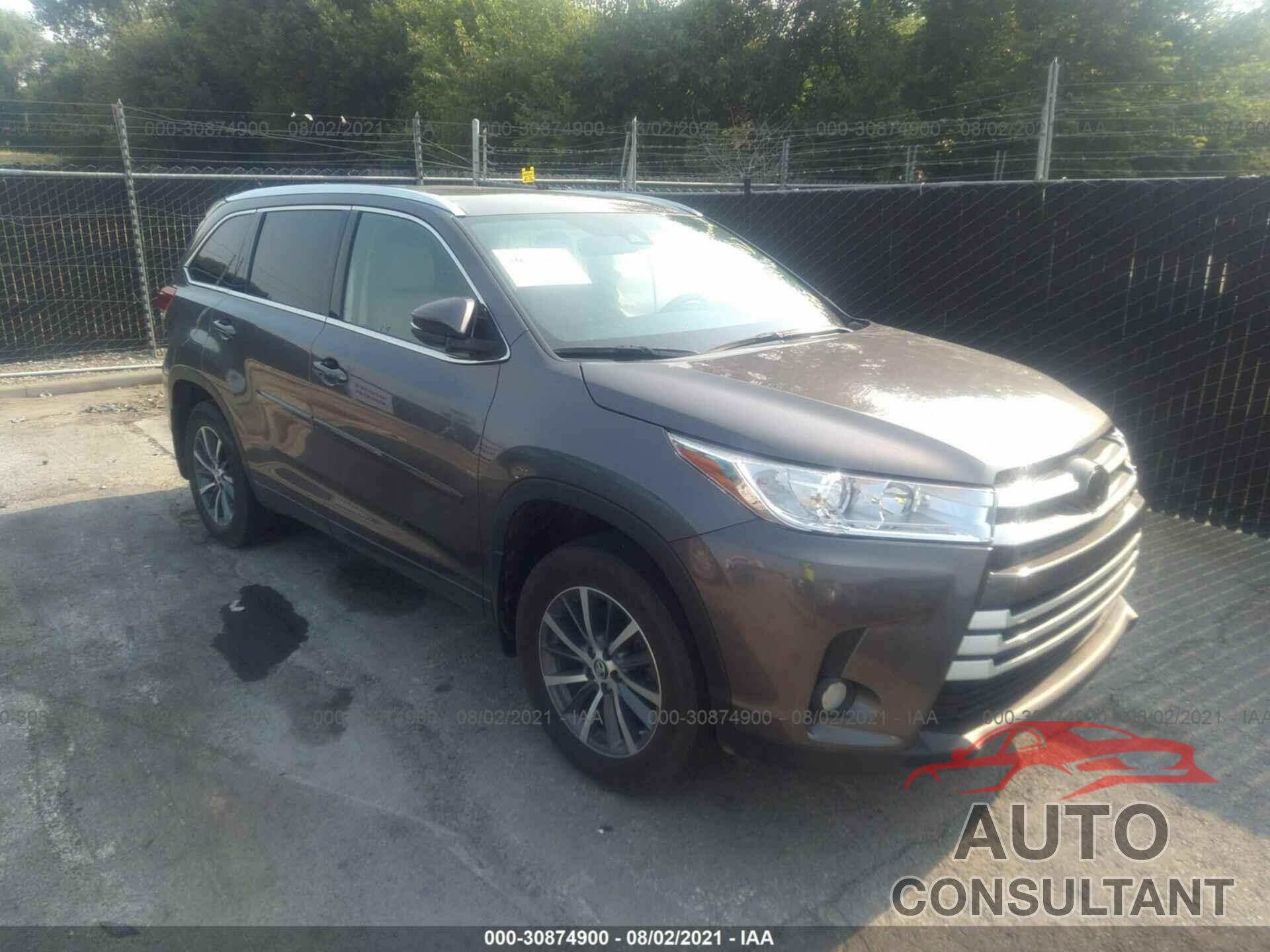 TOYOTA HIGHLANDER 2018 - 5TDJZRFH5JS853911