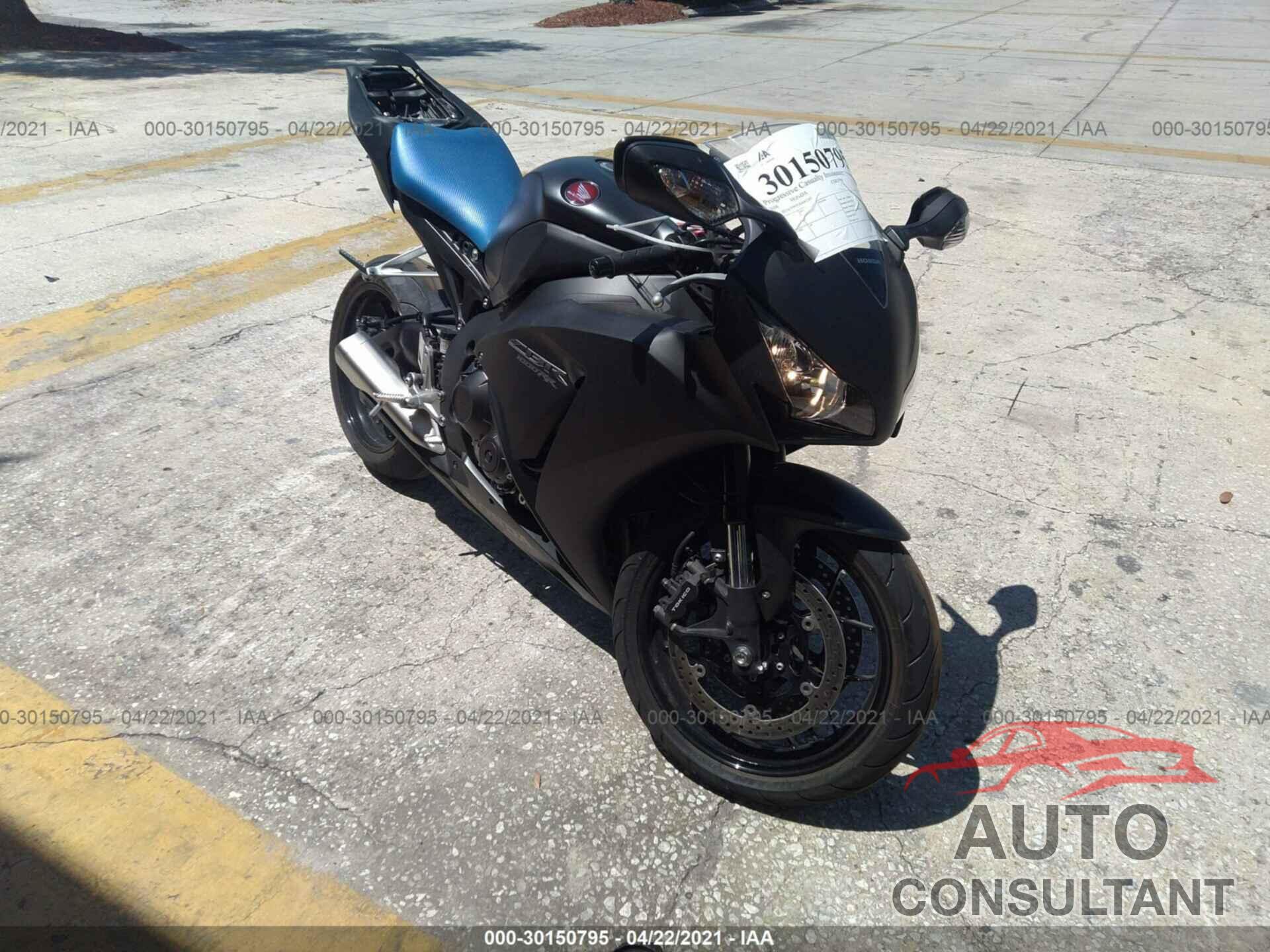 HONDA CBR1000 2016 - JH2SC5903GK800247
