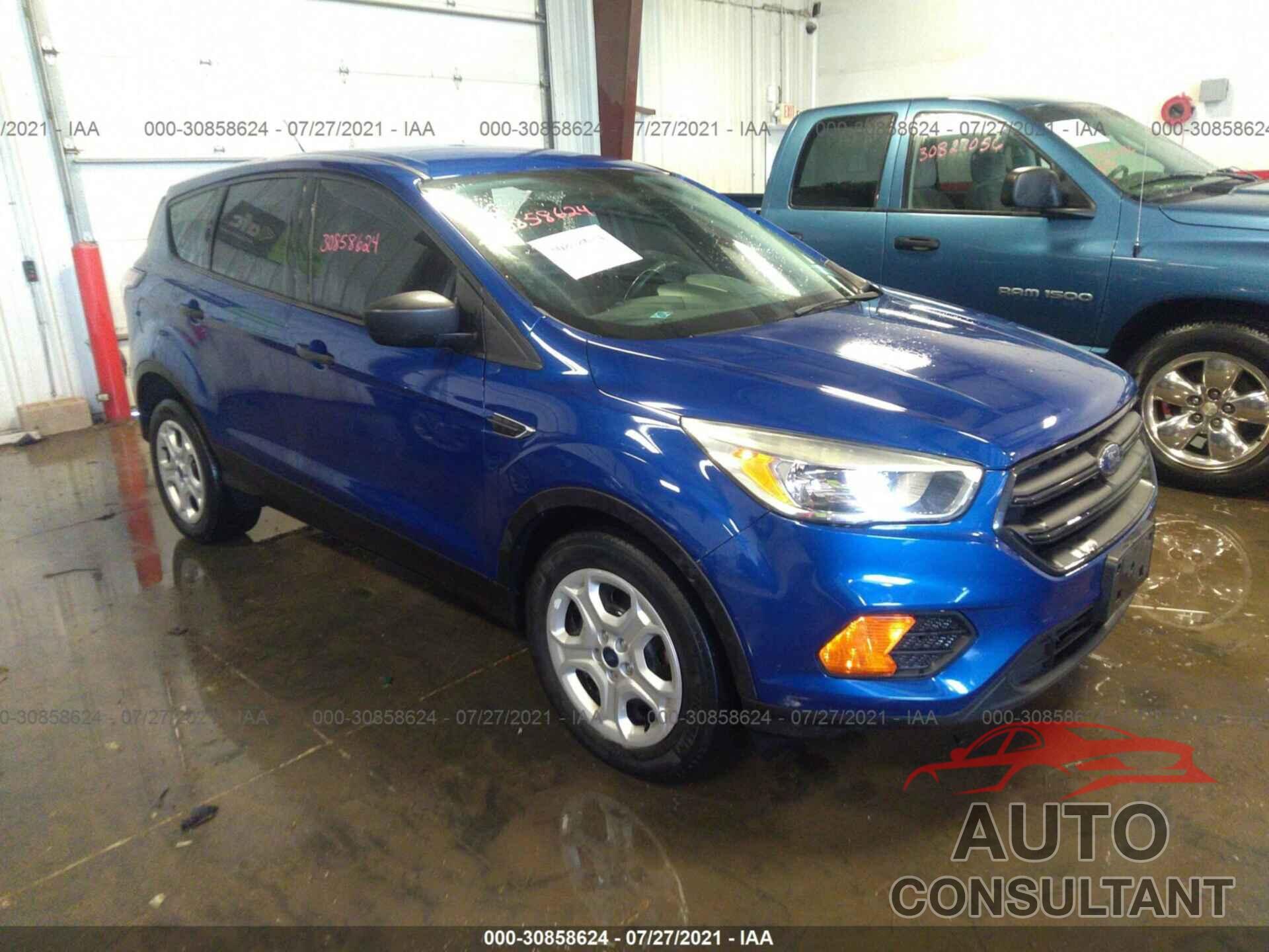 FORD ESCAPE 2017 - 1FMCU0F7XHUB43172