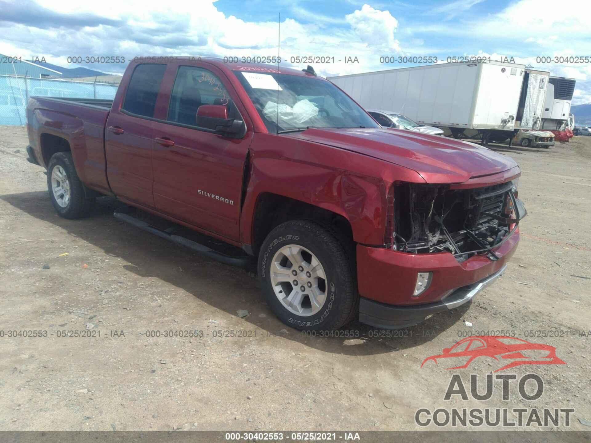 CHEVROLET SILVERADO 1500 2018 - 1GCVKREC6JZ241095