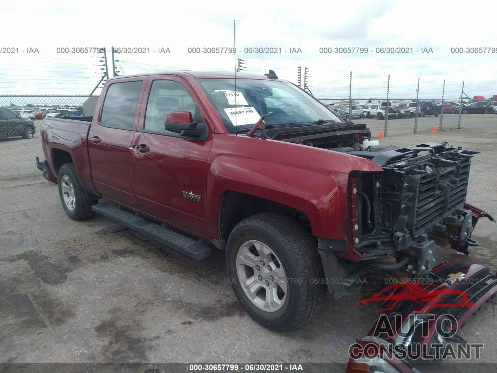 CHEVROLET SILVERADO 1500 2018 - 3GCUKREC8JG640974