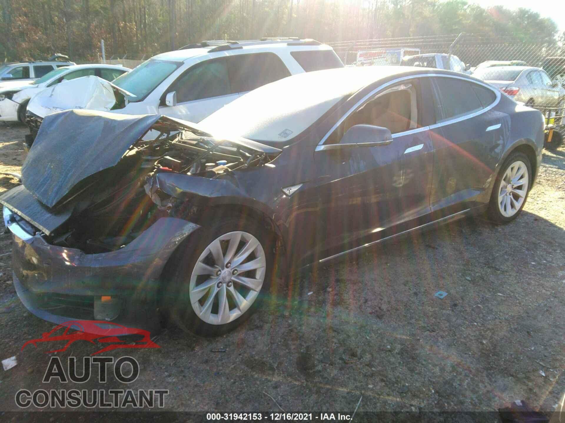 TESLA MODEL S 2016 - 5YJSA1E12GF143038