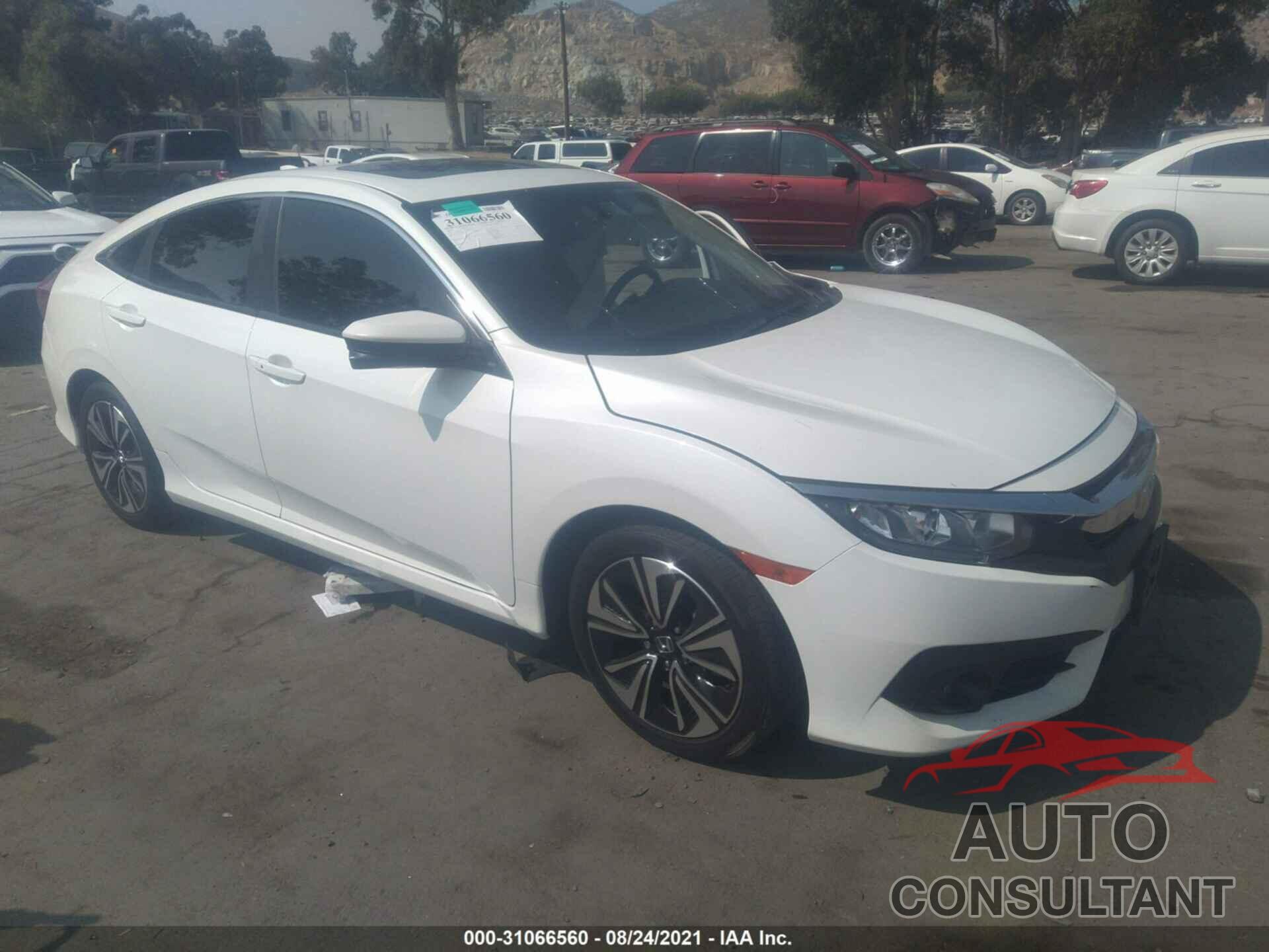 HONDA CIVIC SEDAN 2018 - JHMFC1F75JX004452