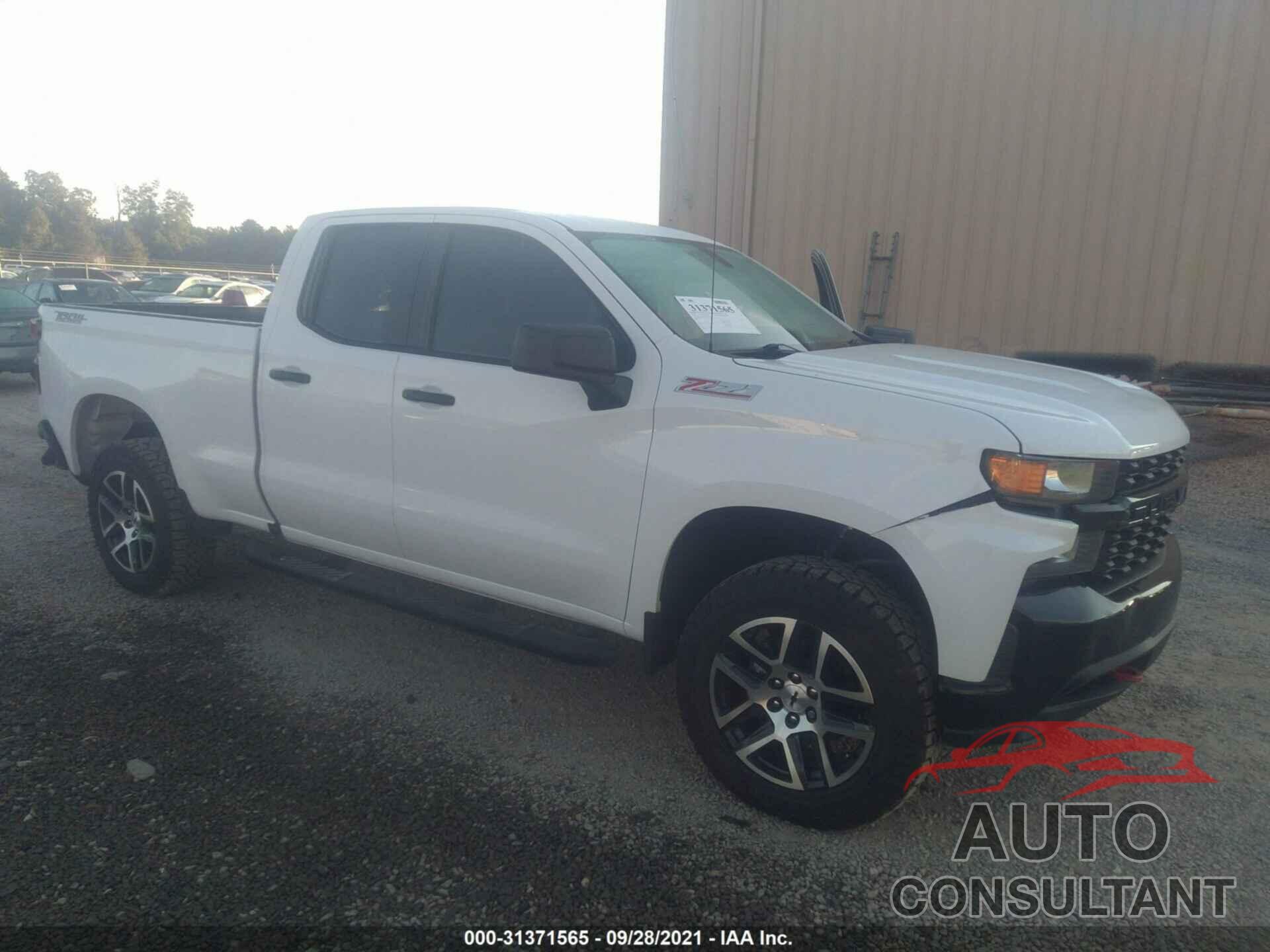 CHEVROLET SILVERADO 1500 2019 - 1GCRYCEF9KZ202932