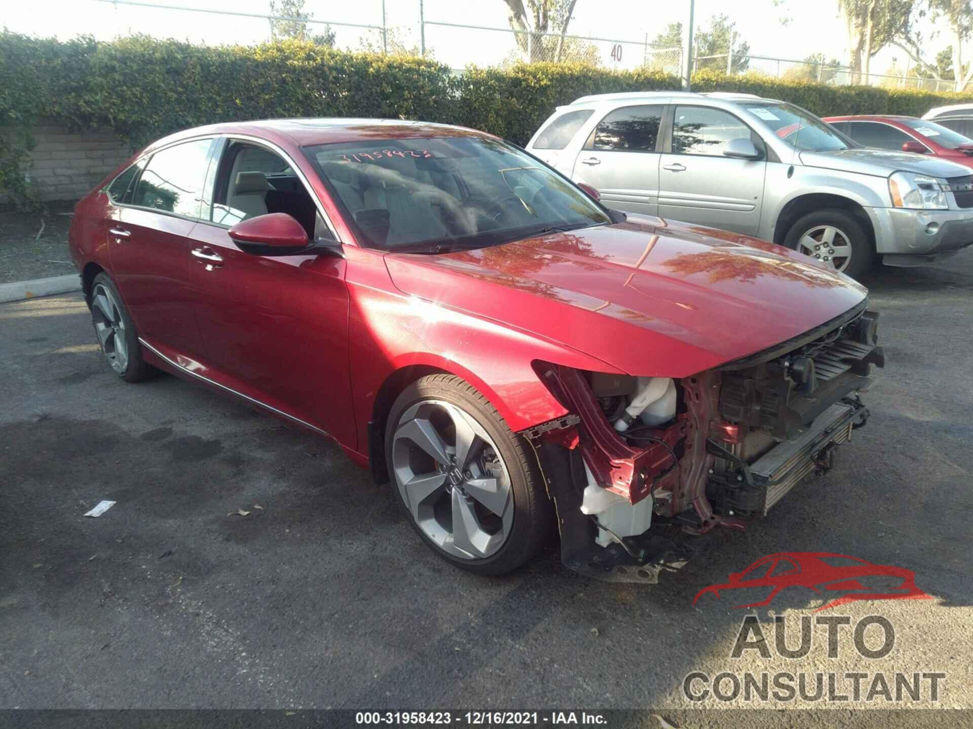 HONDA ACCORD SEDAN 2018 - 1HGCV1F9XJA107239