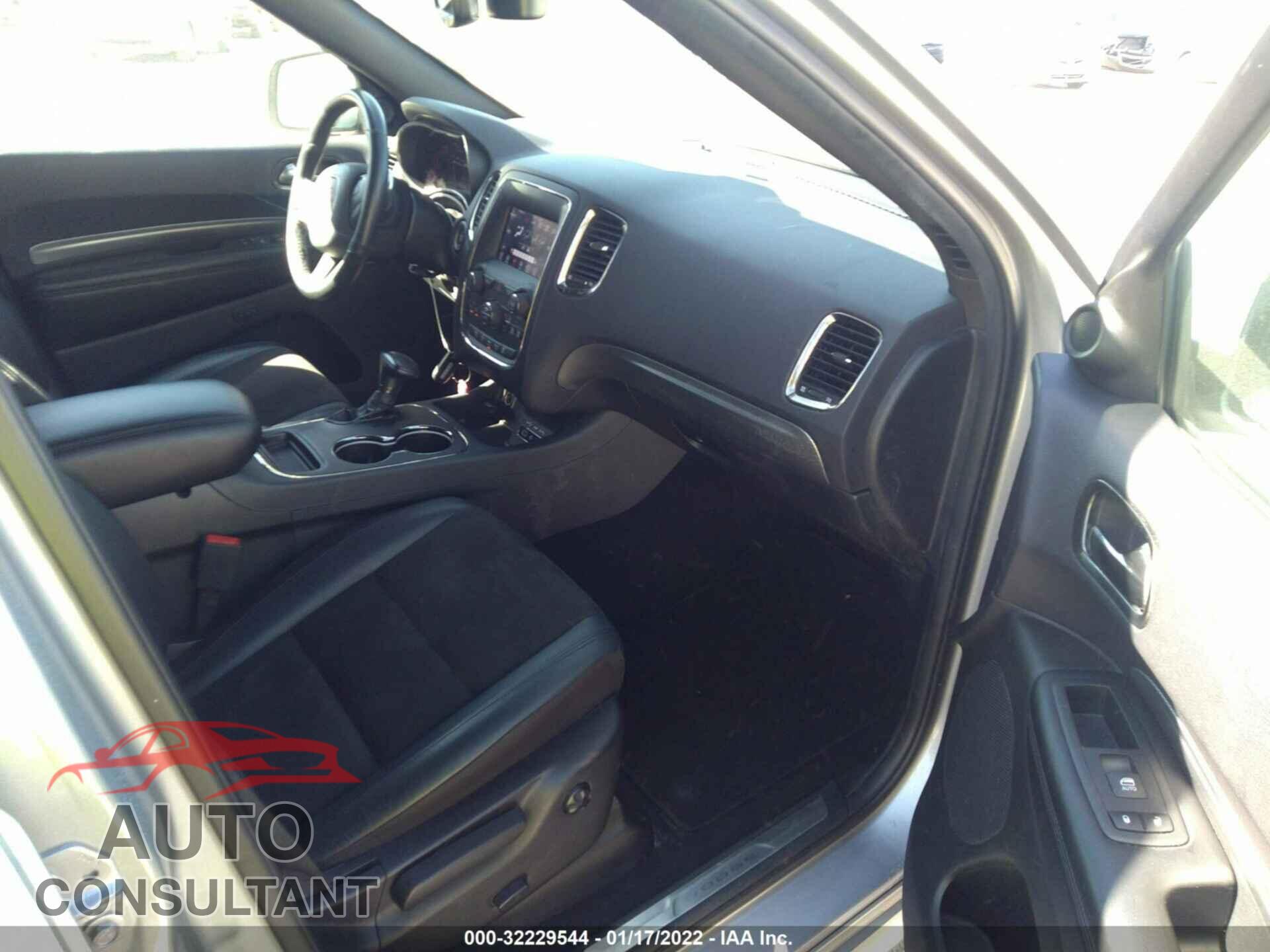 DODGE DURANGO 2020 - 1C4RDJDGXLC260367
