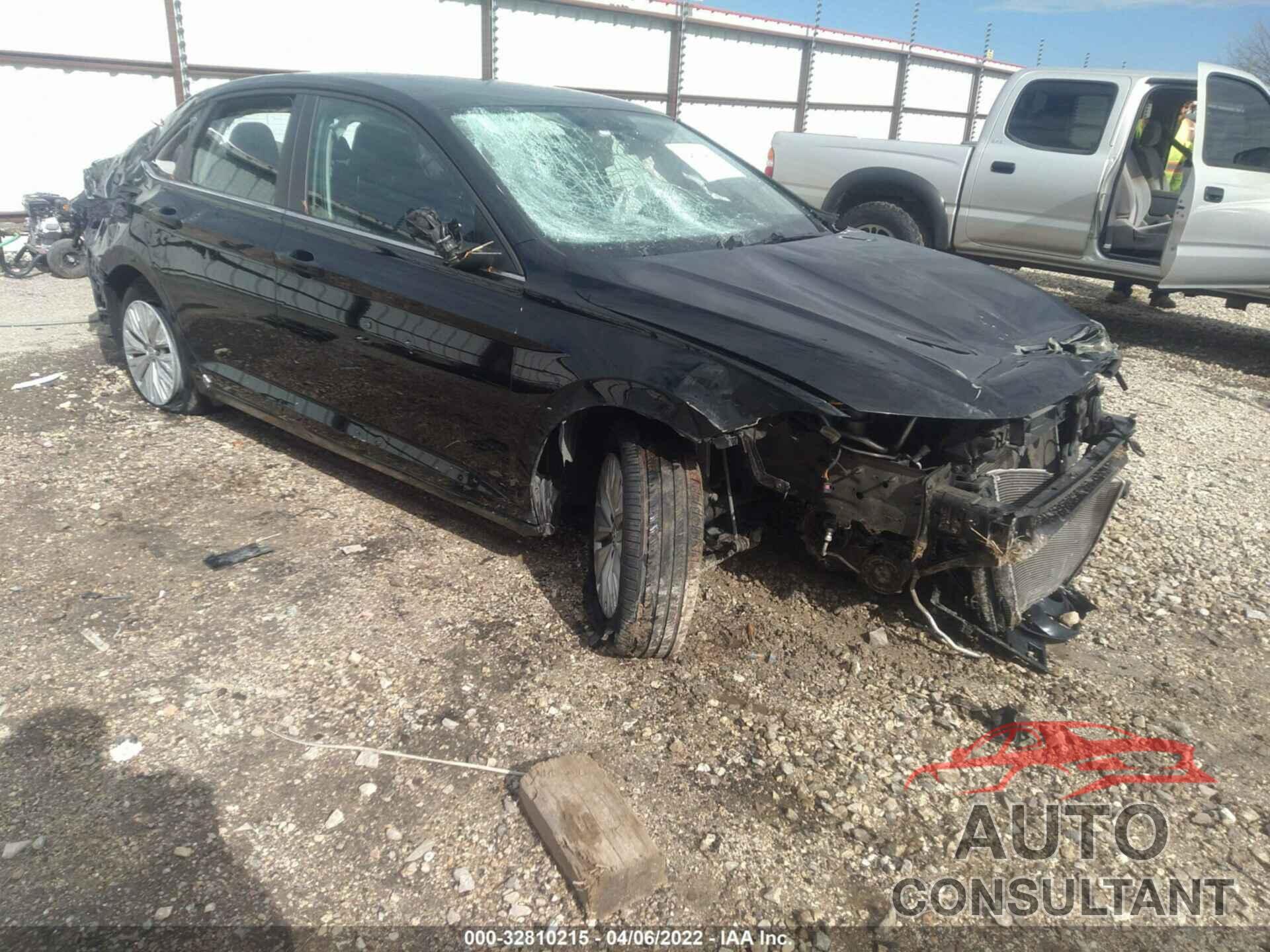VOLKSWAGEN JETTA 2019 - 3VWC57BU6KM127551