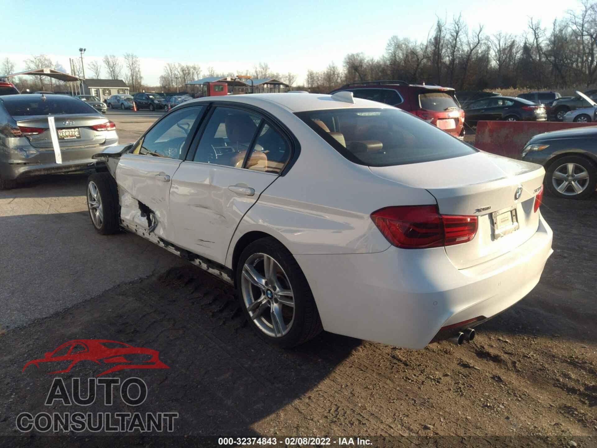 BMW 3 SERIES 2016 - WBA8E3G52GNU04483