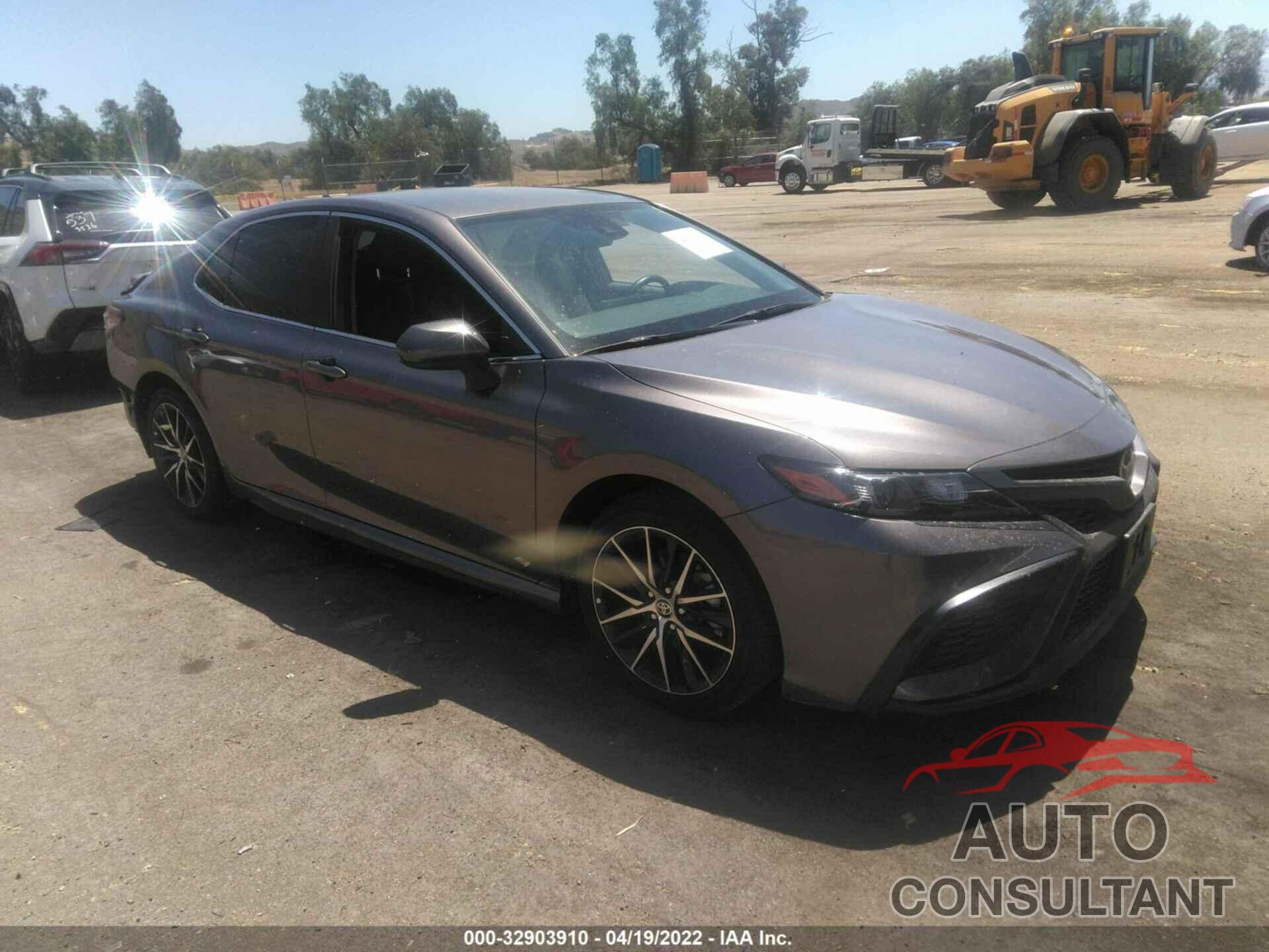 TOYOTA CAMRY 2021 - 4T1G11AK9MU422506