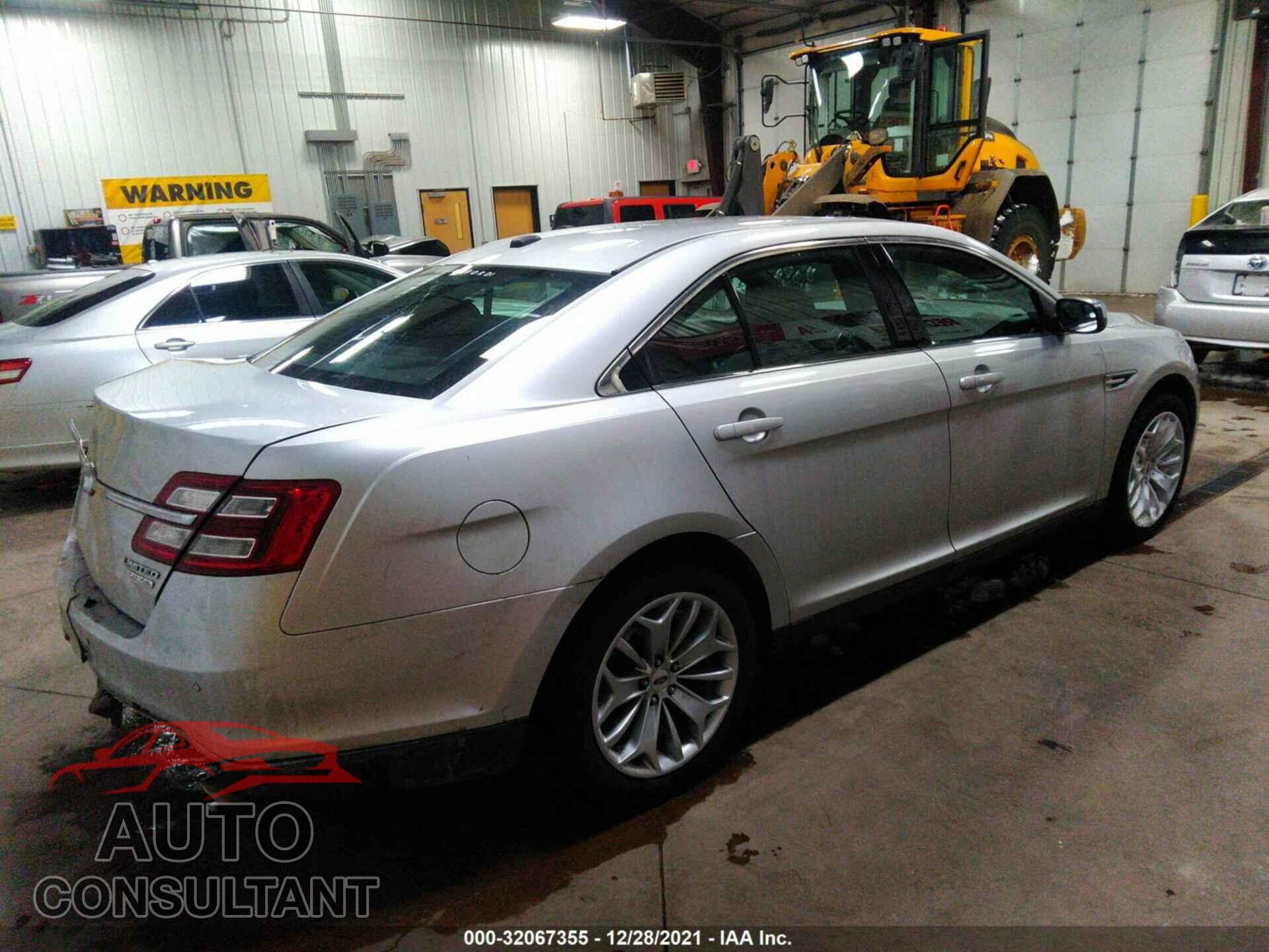 FORD TAURUS 2016 - 1FAHP2F89GG120183