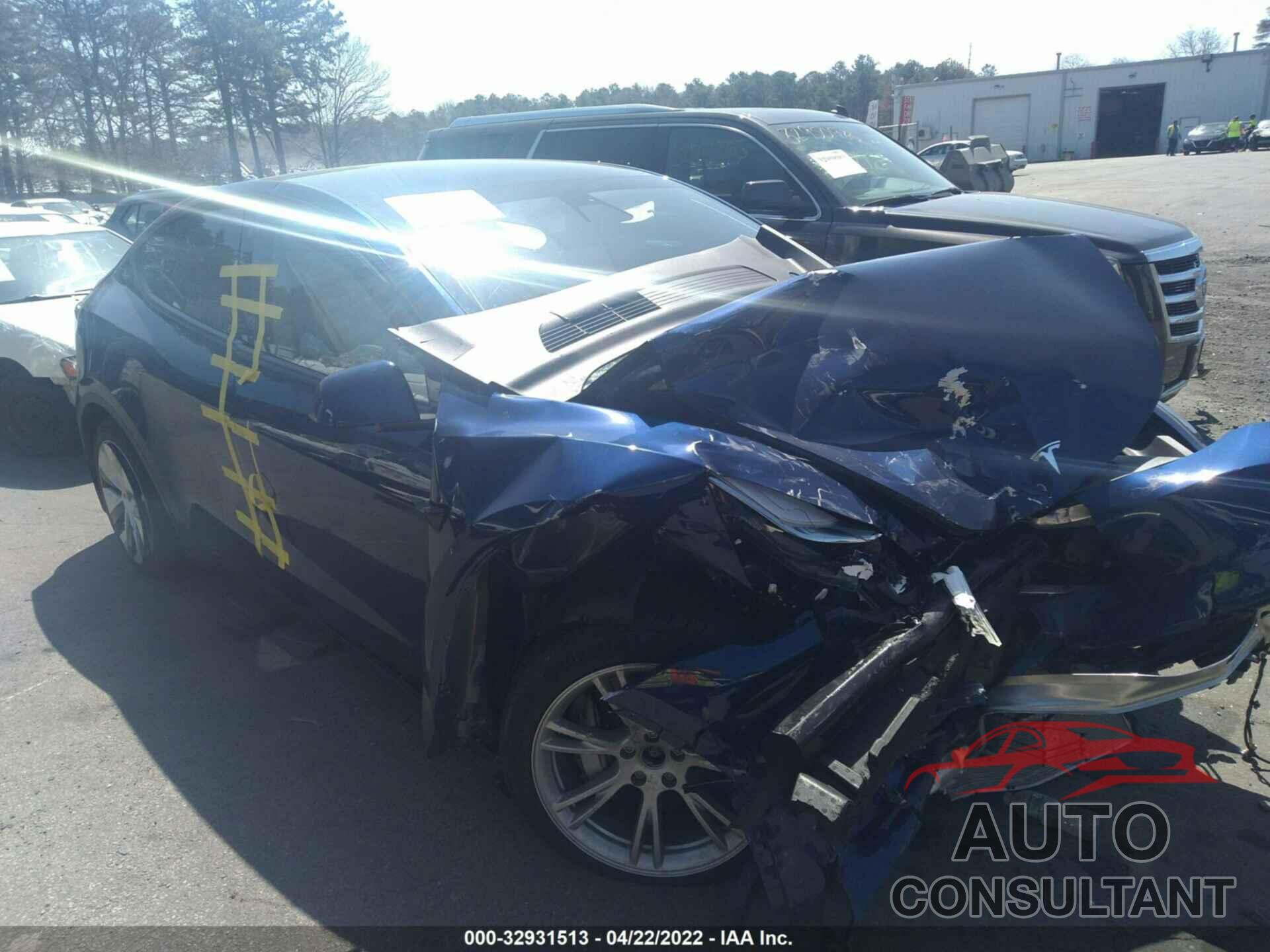 TESLA MODEL Y 2021 - 5YJYGDEE8MF180197